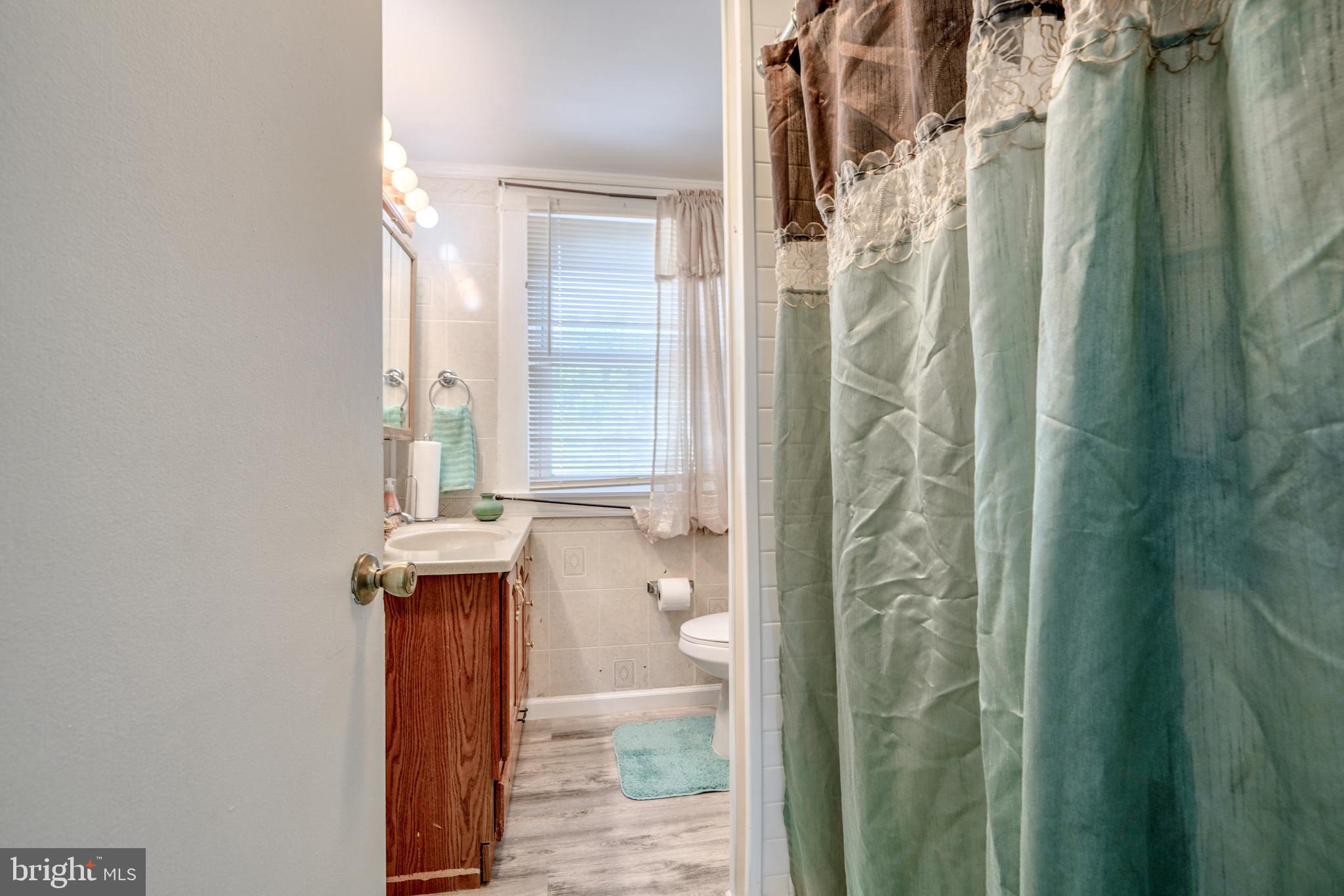 GRAY MANOR - Residential