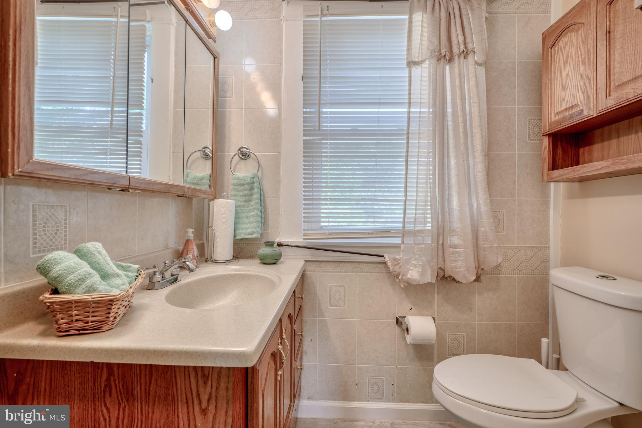 GRAY MANOR - Residential