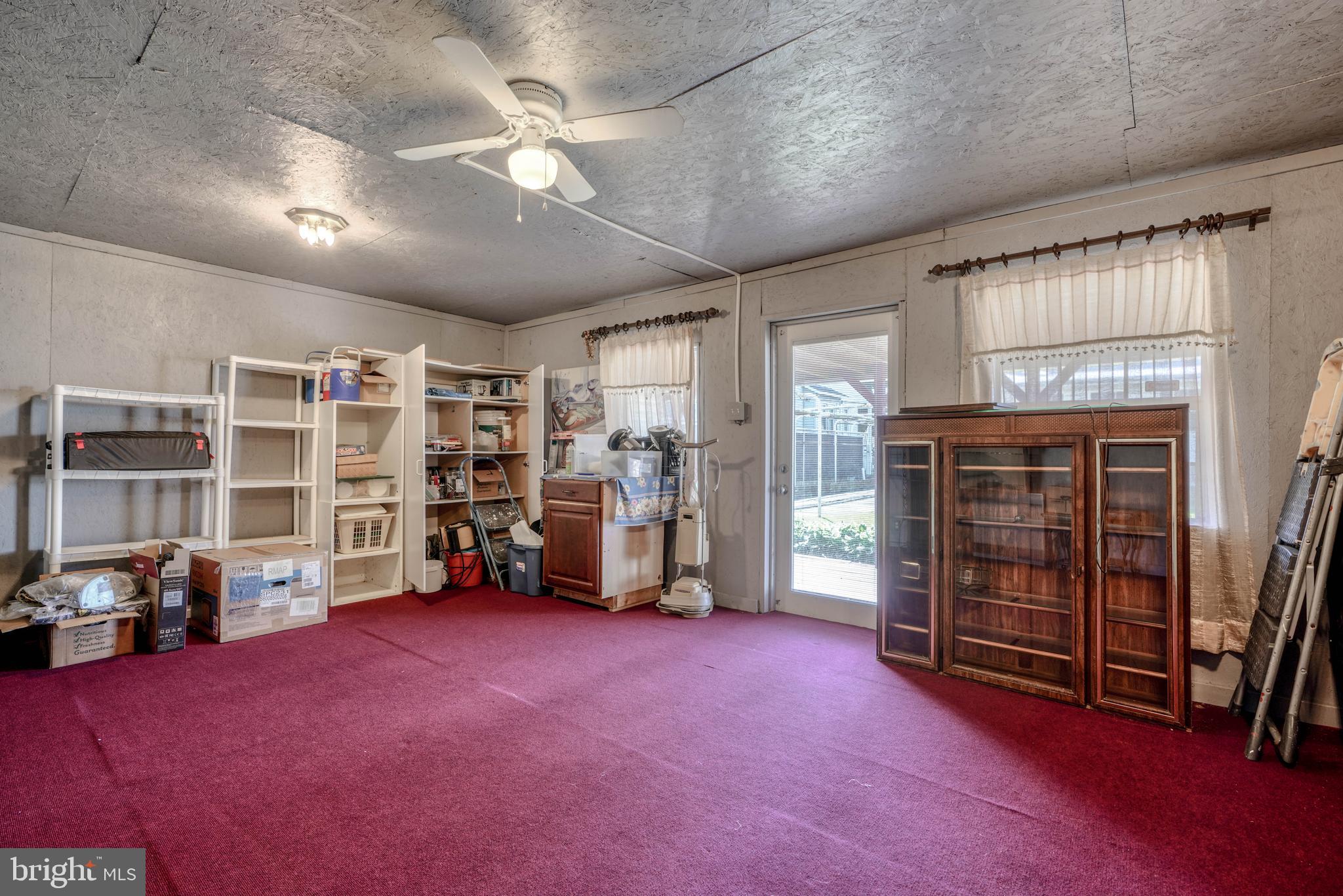 GRAY MANOR - Residential