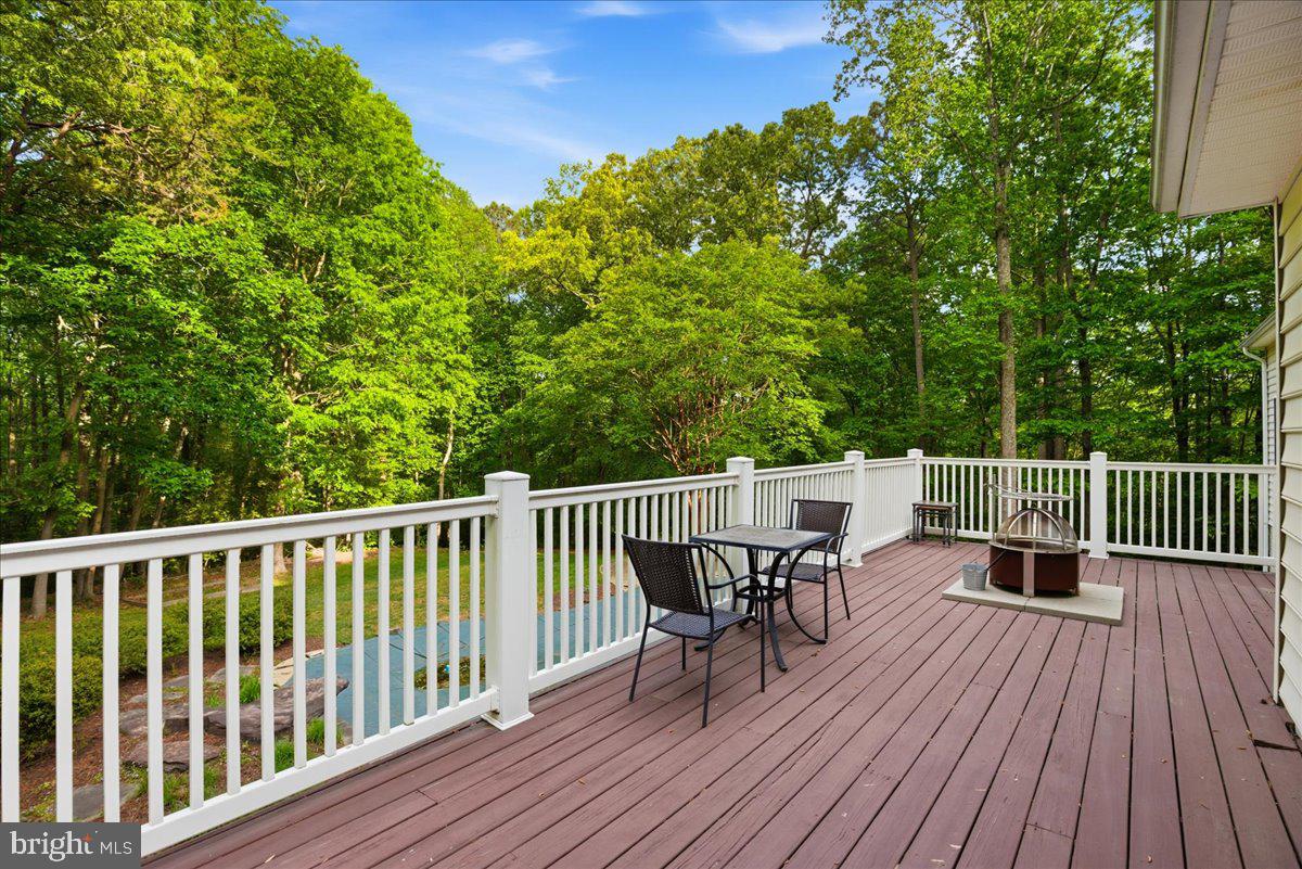 ST LEONARD SHORES - Residential