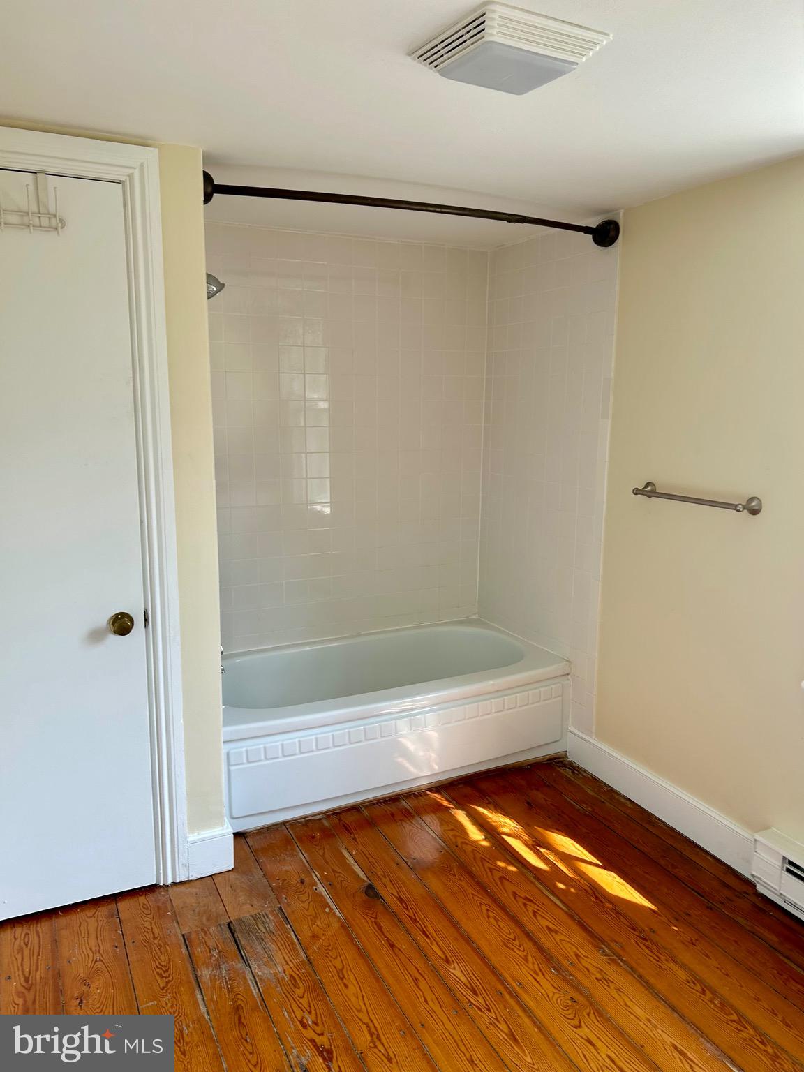 MILLWOOD - Residential Lease