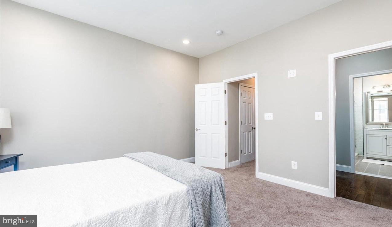 HIGHLANDTOWN - Residential Lease