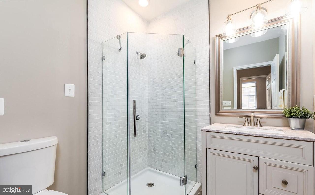 HIGHLANDTOWN - Residential Lease