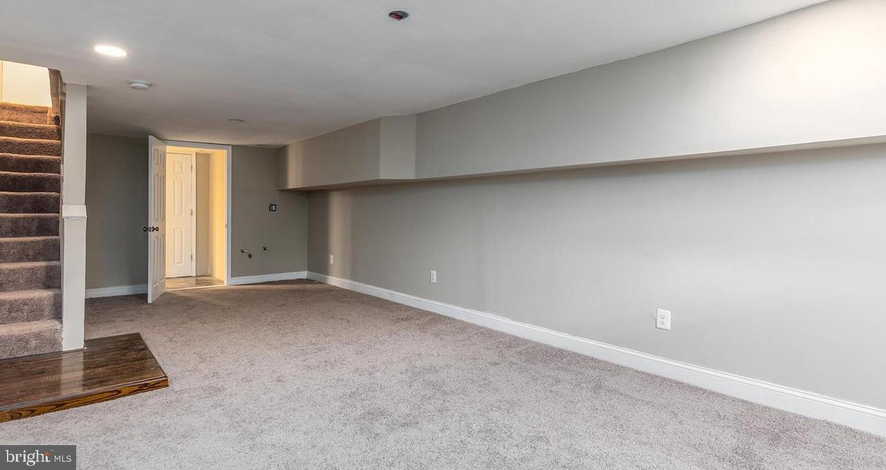 HIGHLANDTOWN - Residential Lease