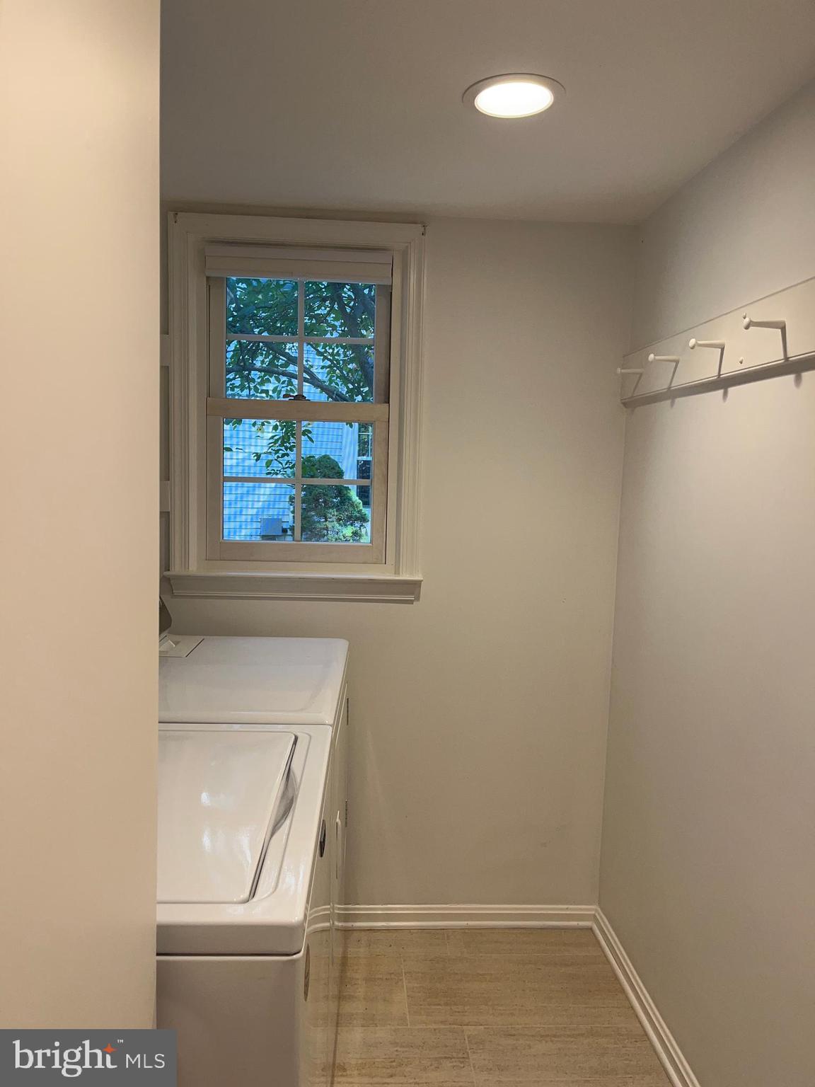 FERNSHIRE FARMS - Residential Lease