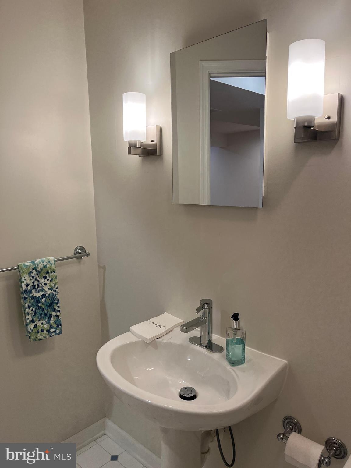 FERNSHIRE FARMS - Residential Lease