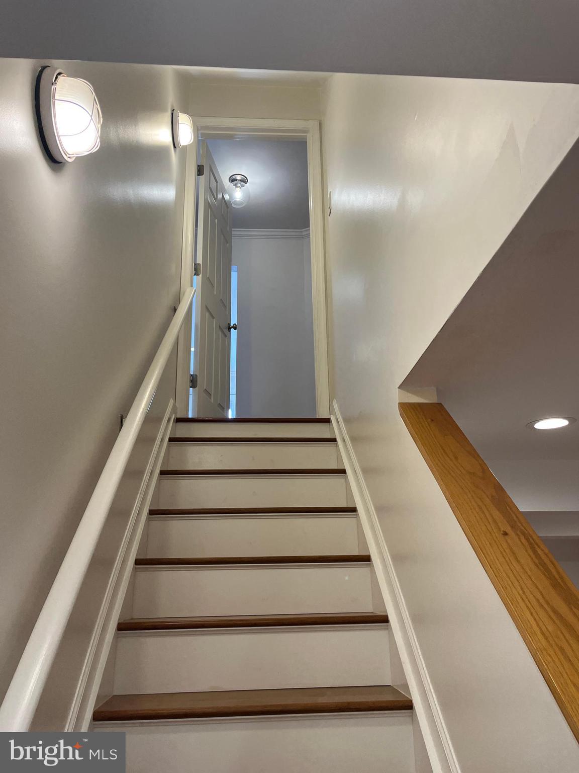 FERNSHIRE FARMS - Residential Lease