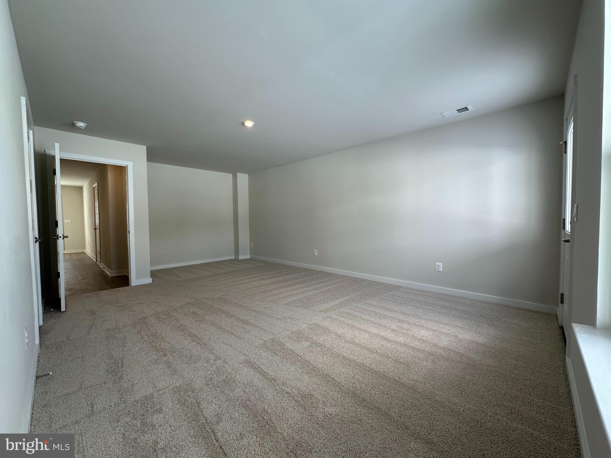 SOUTH BROOK - Residential