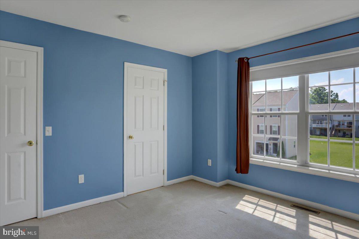 MOUNTAIN SHADOWS - Residential