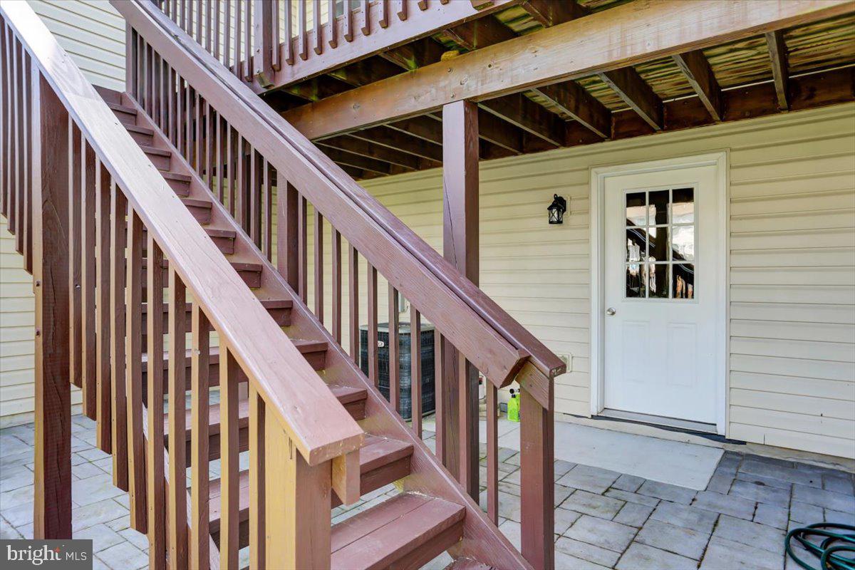 MOUNTAIN SHADOWS - Residential