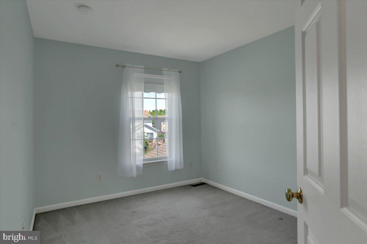 MOUNTAIN SHADOWS - Residential