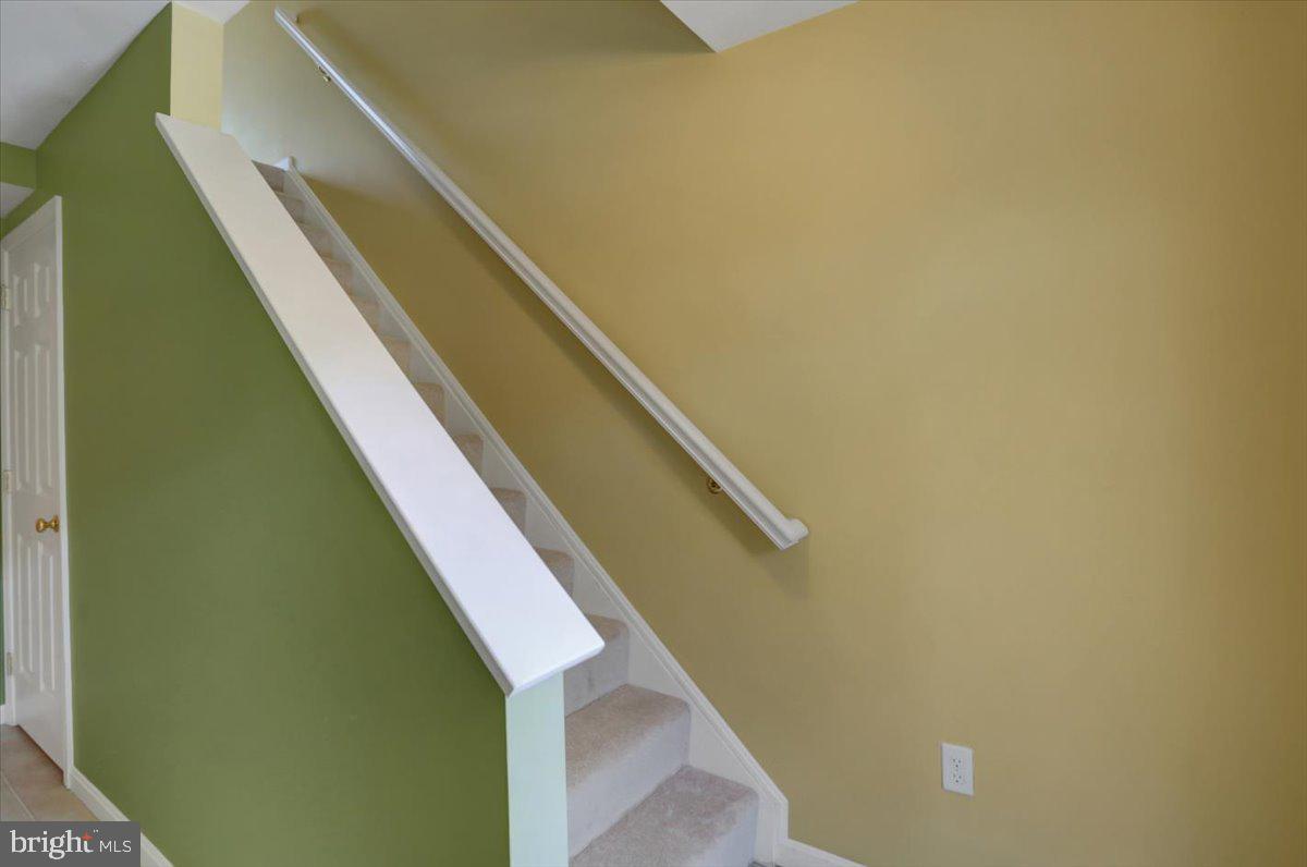 MOUNTAIN SHADOWS - Residential