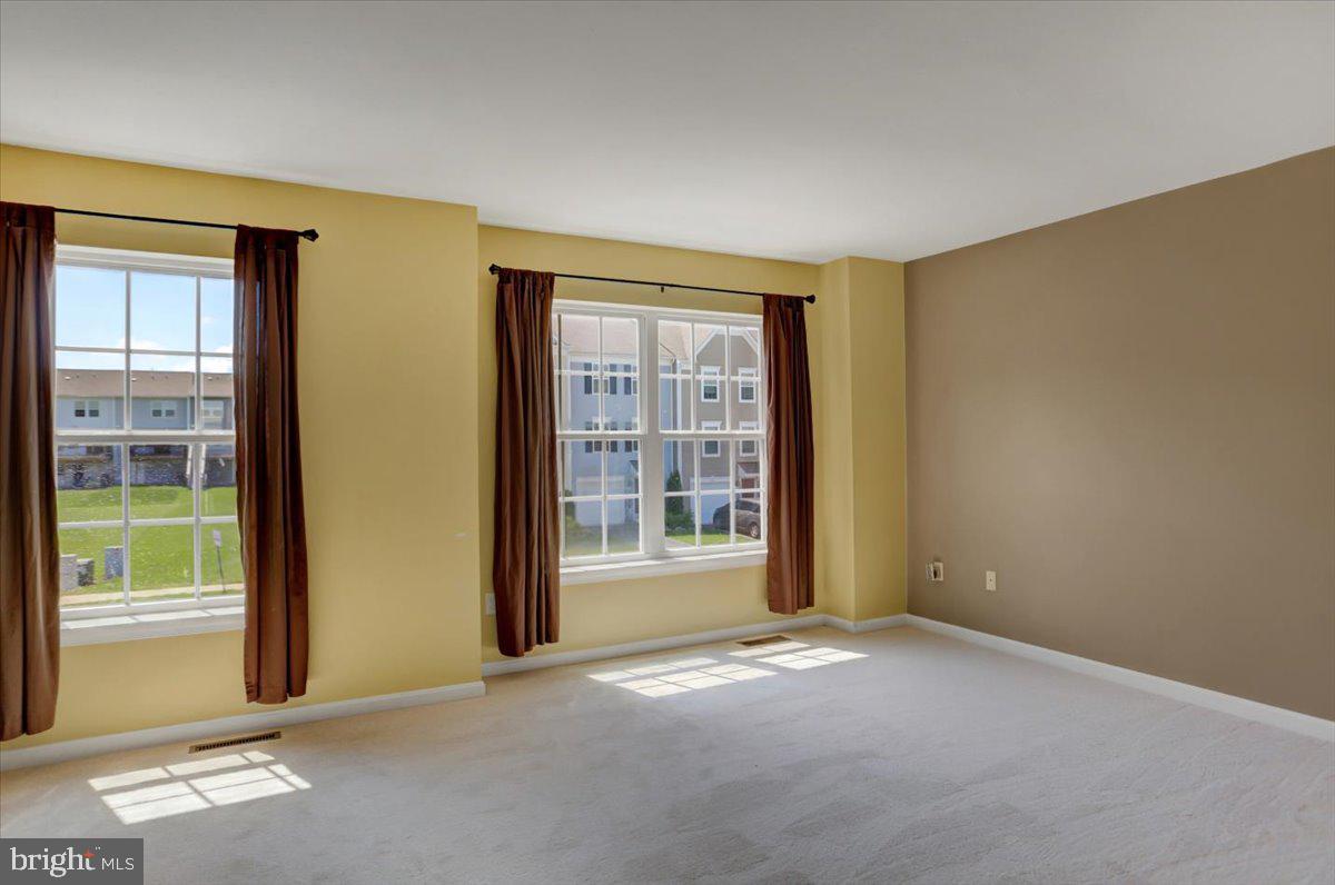 MOUNTAIN SHADOWS - Residential