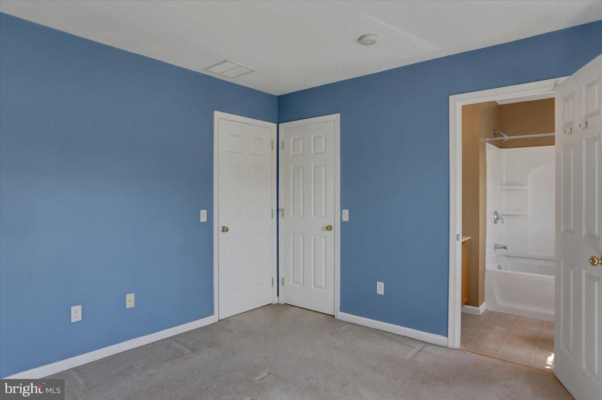 MOUNTAIN SHADOWS - Residential