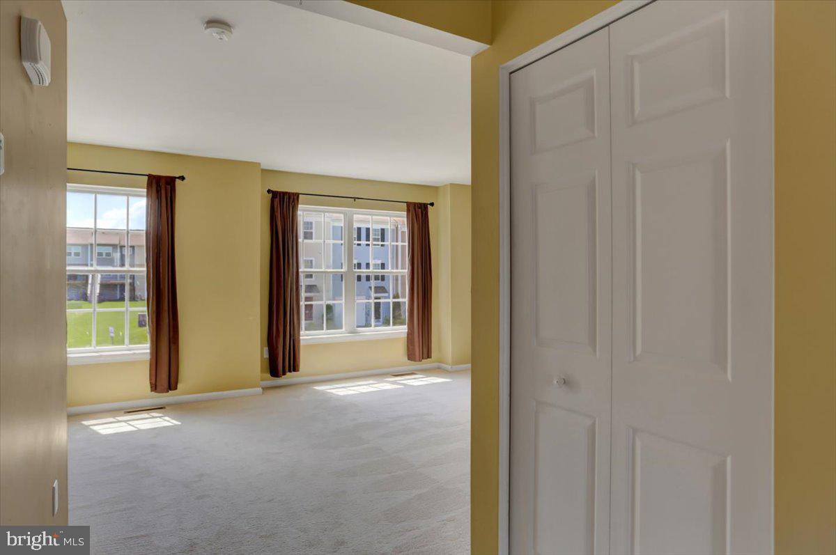 MOUNTAIN SHADOWS - Residential