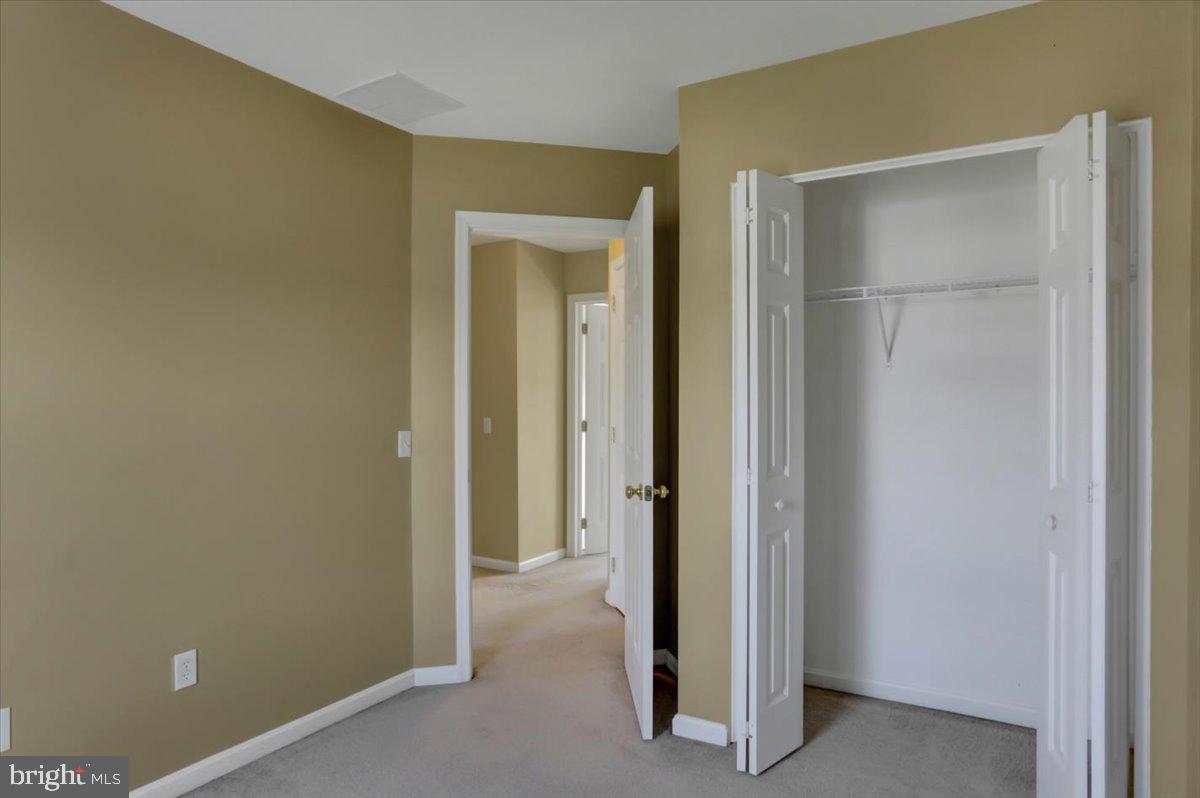 MOUNTAIN SHADOWS - Residential