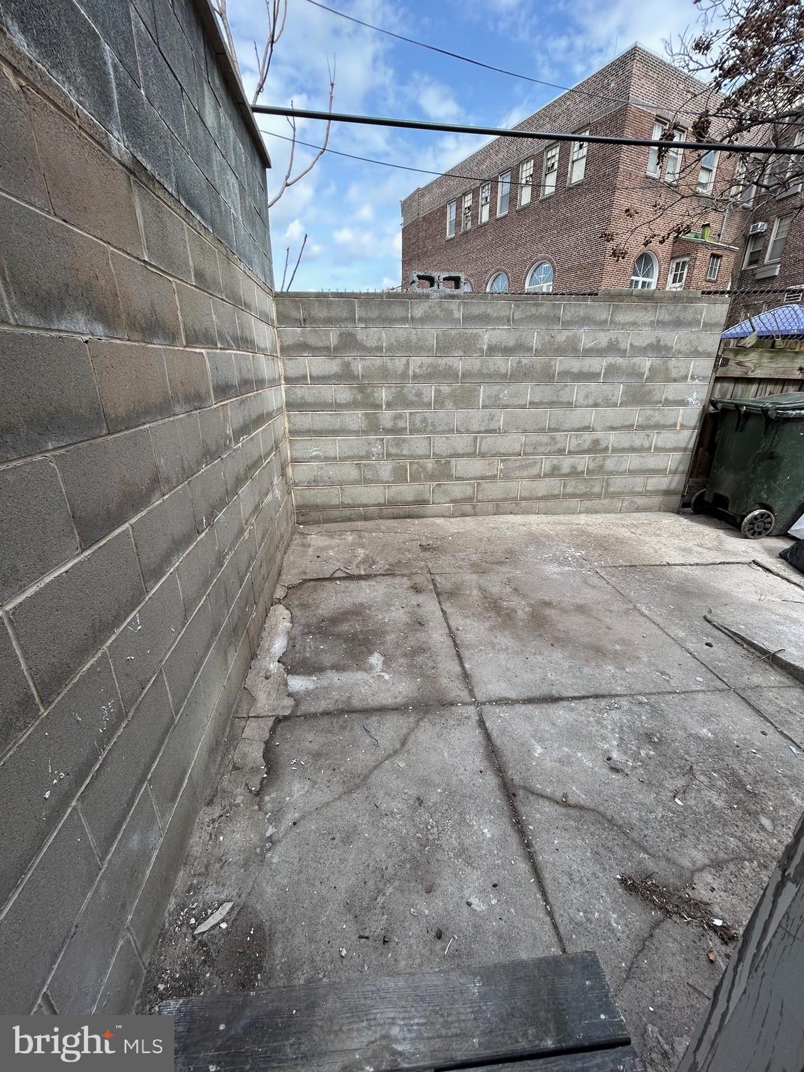 WEST PASSYUNK - Residential Lease