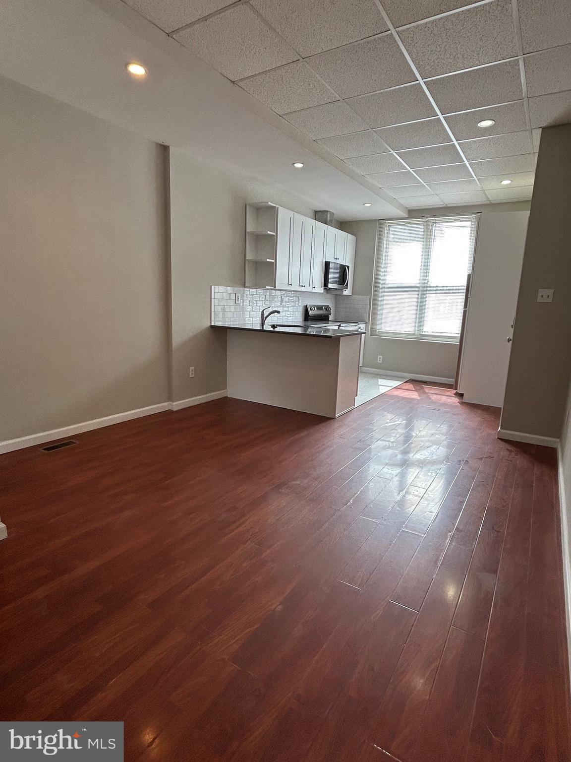 WEST PASSYUNK - Residential Lease