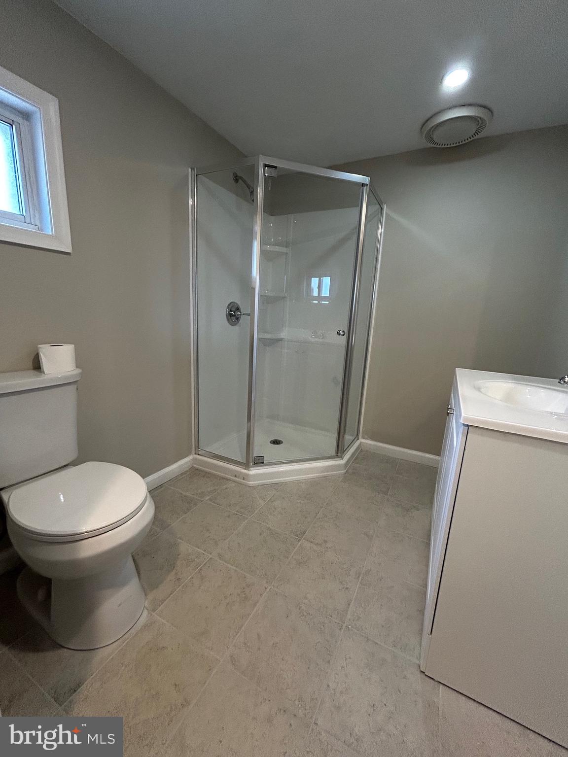 WEST PASSYUNK - Residential Lease