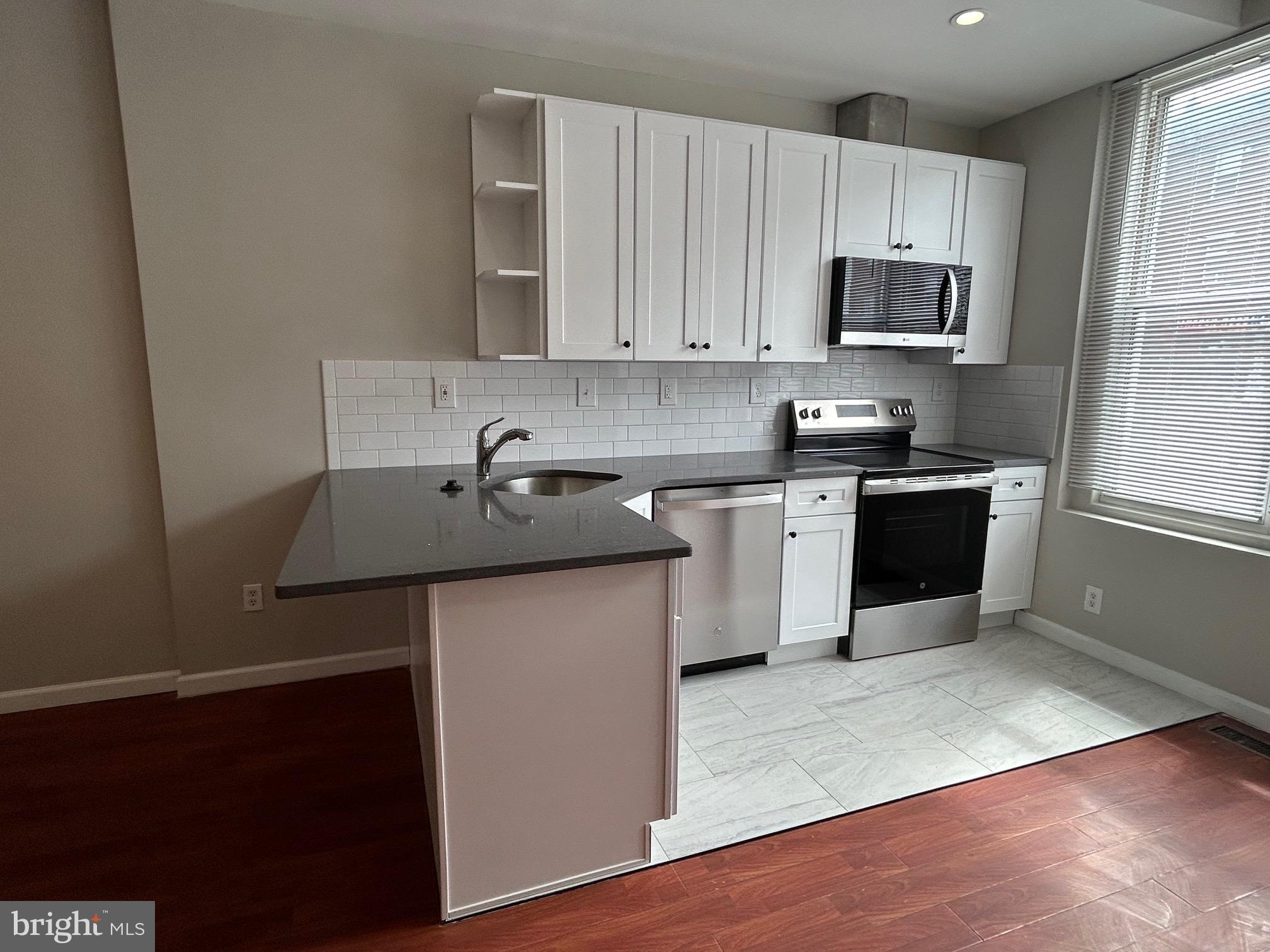 WEST PASSYUNK - Residential Lease