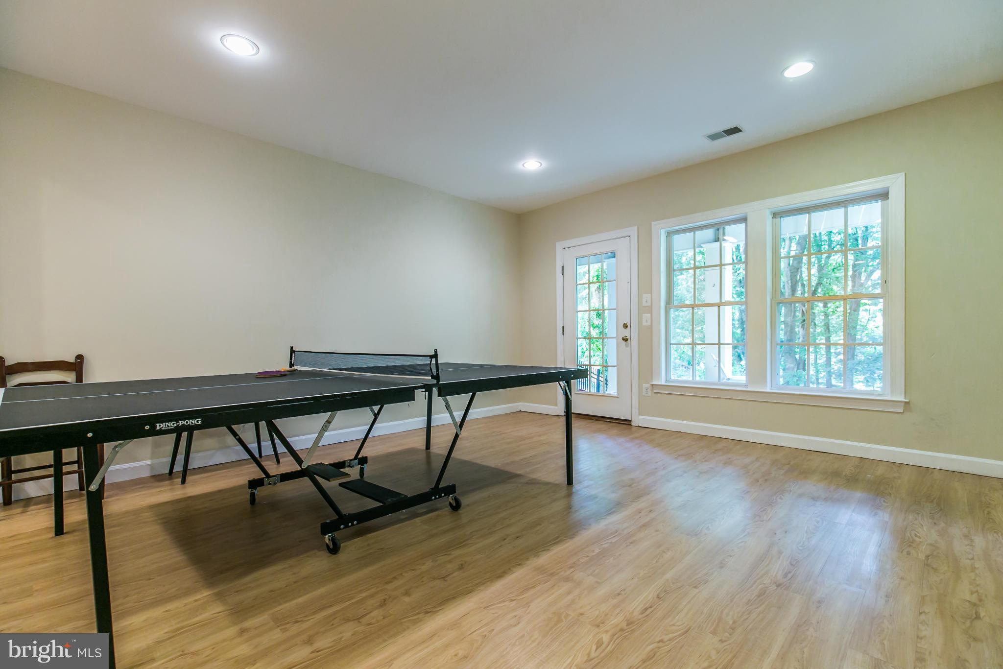 RIVER CREEK - Residential