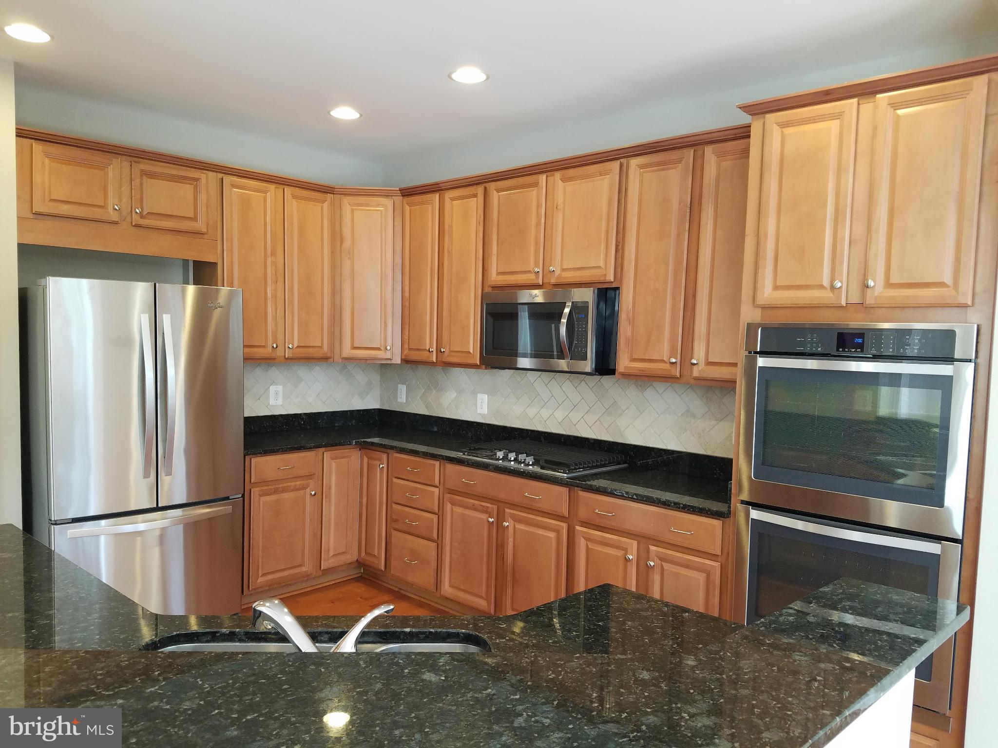 RIVER CREEK - Residential