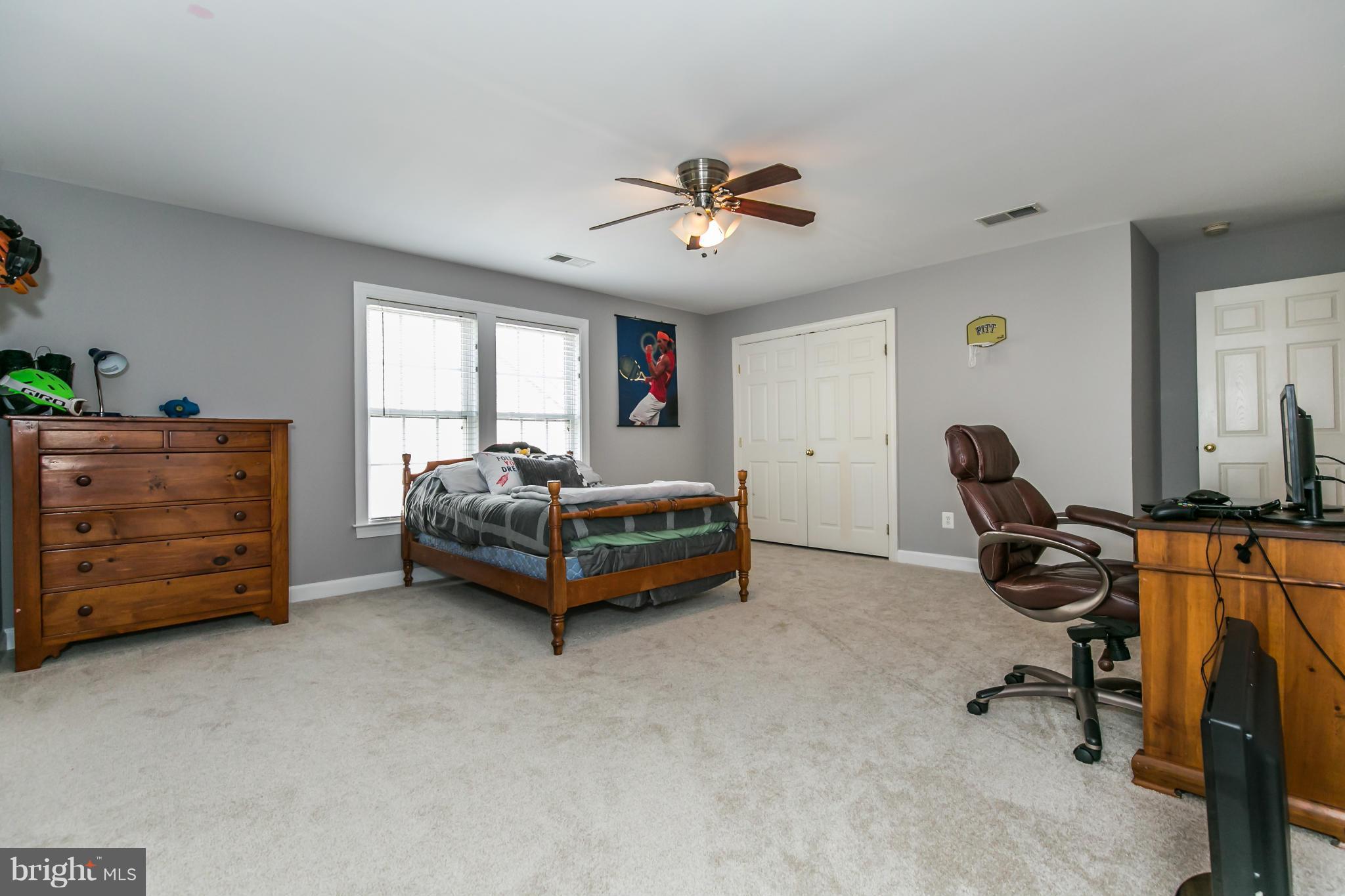 RIVER CREEK - Residential