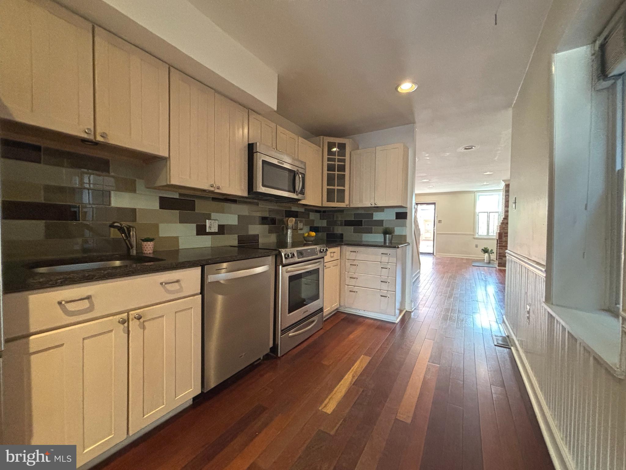 FEDERAL HILL HISTORIC DISTRICT - Residential Lease