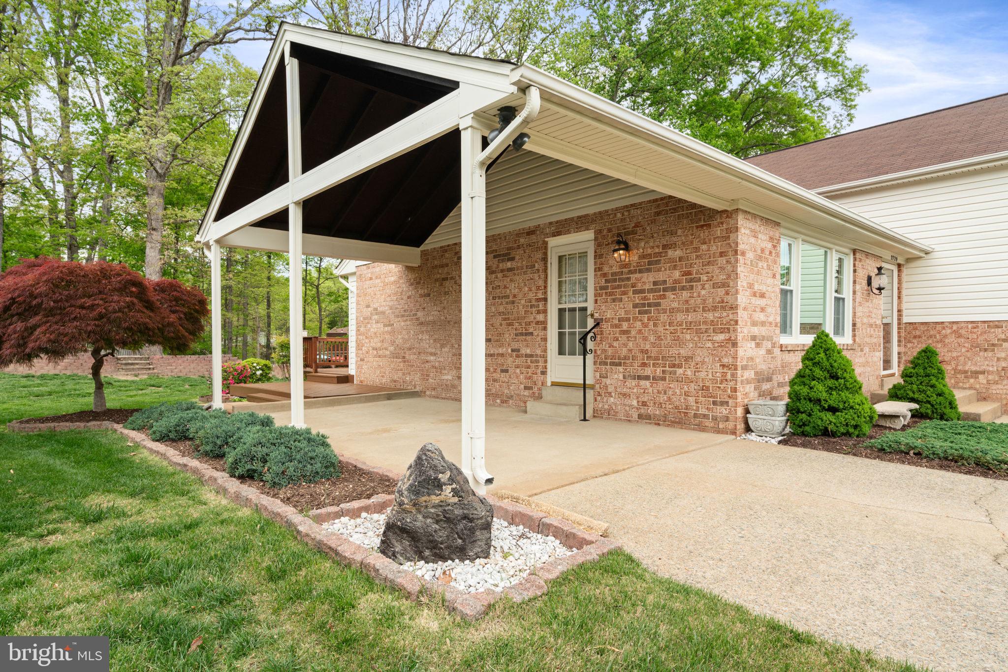 LAKE RIDGE - Residential