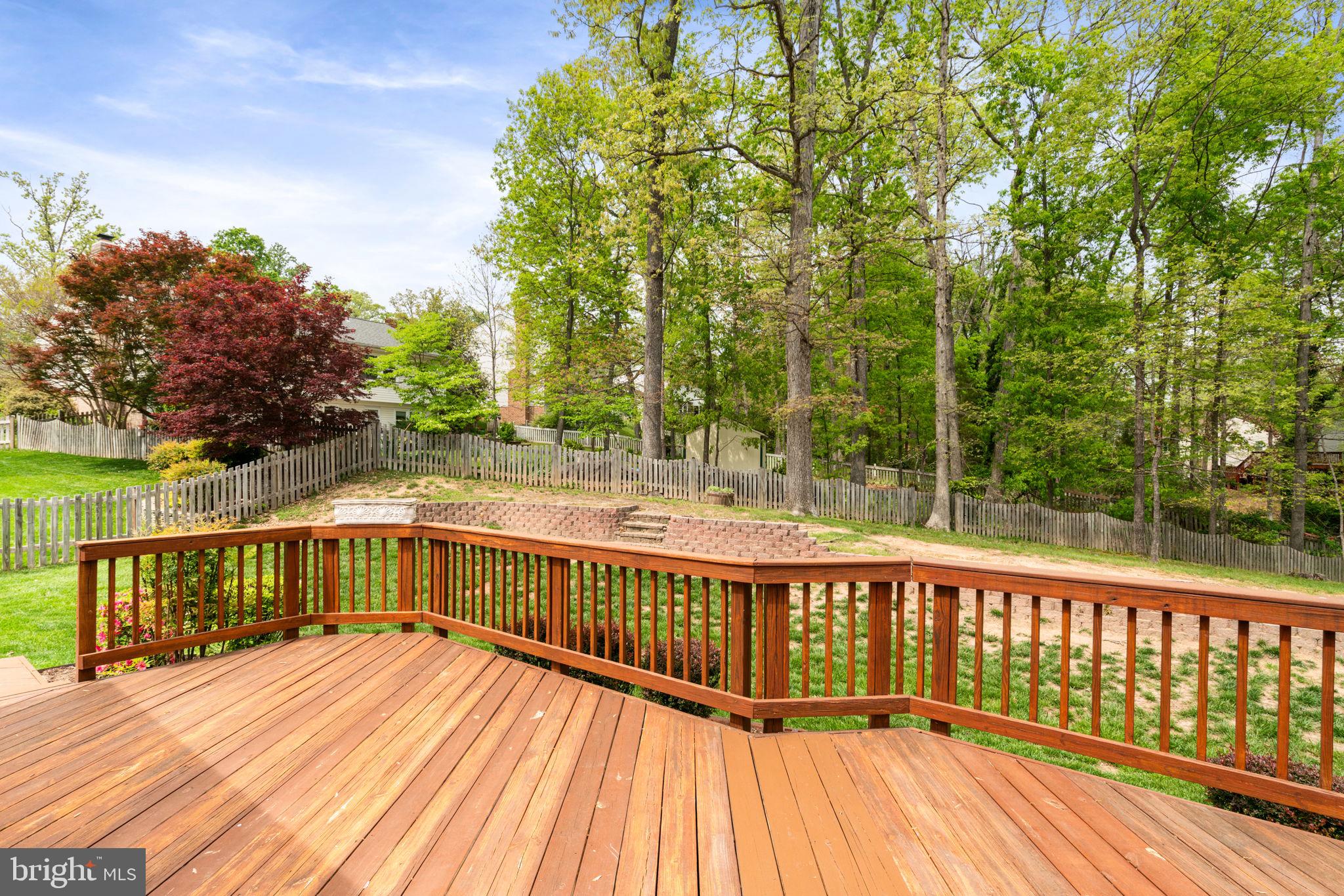 LAKE RIDGE - Residential