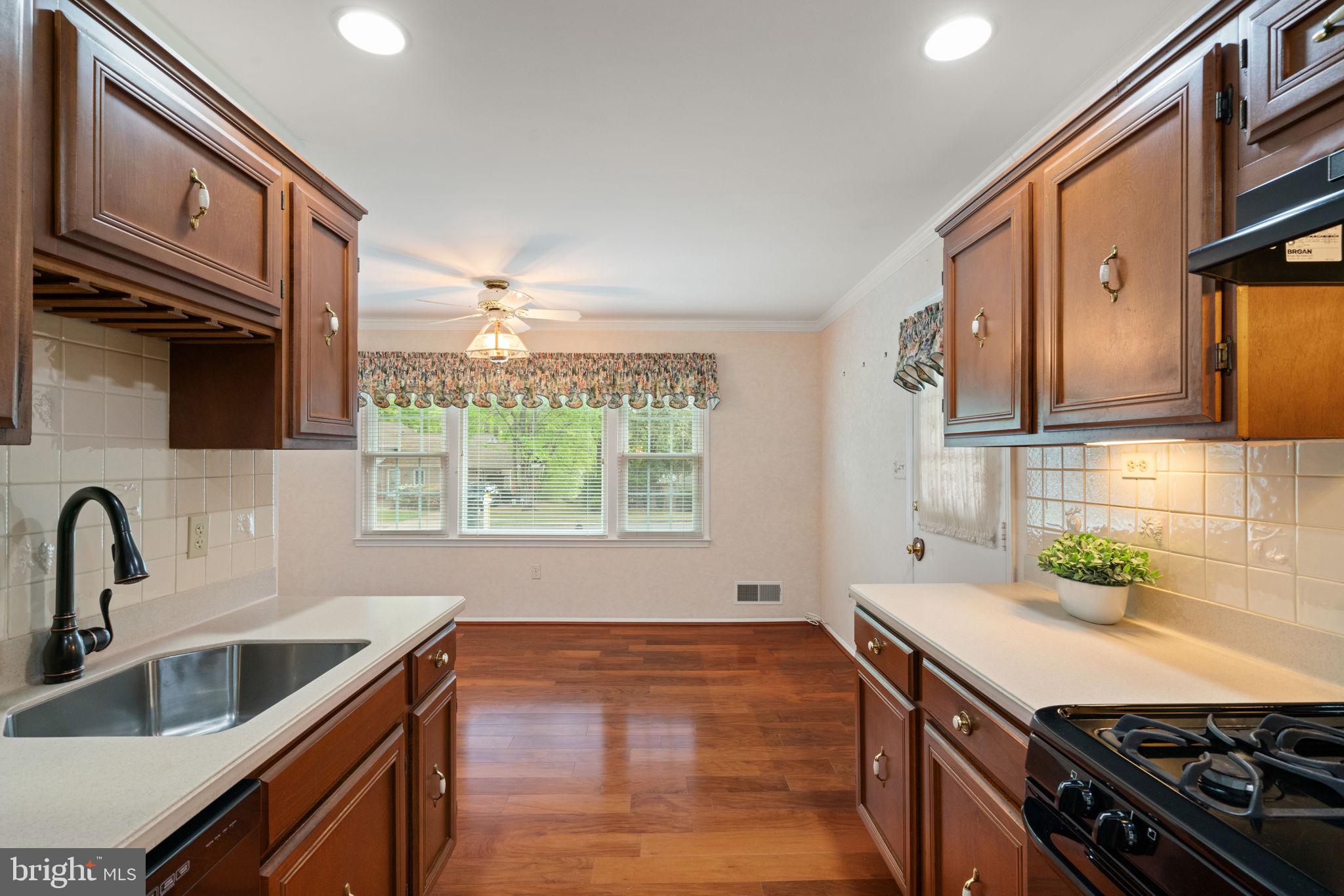 LAKE RIDGE - Residential