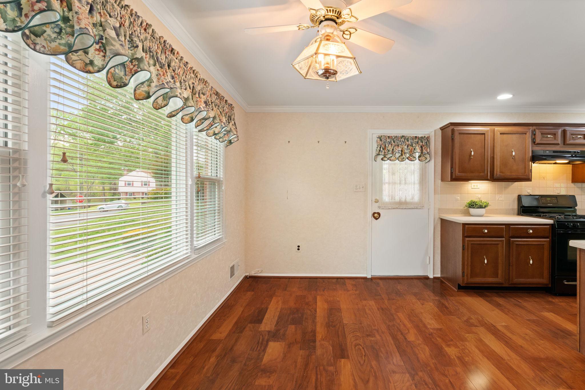 LAKE RIDGE - Residential