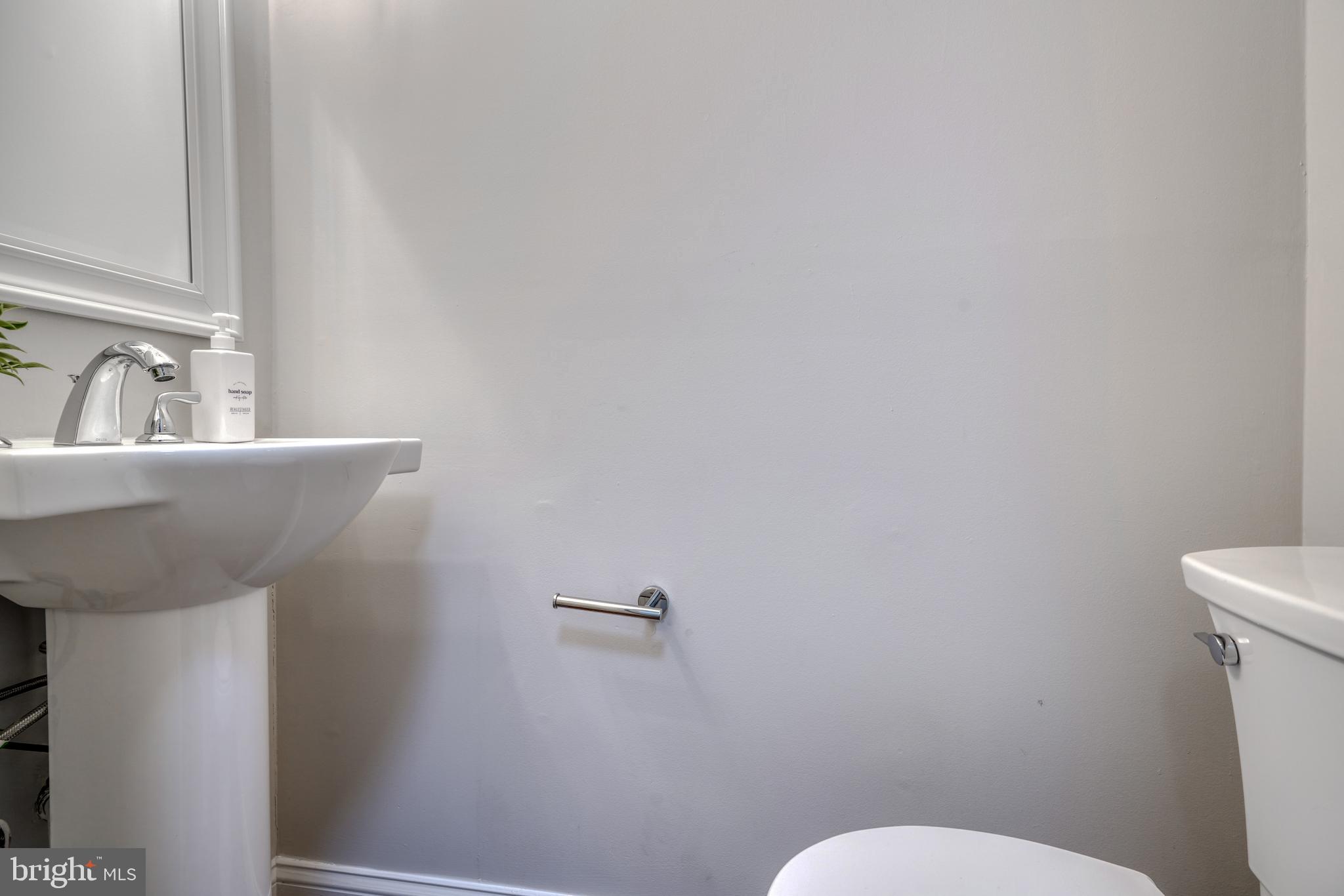 CROFTON SQUARE - Residential