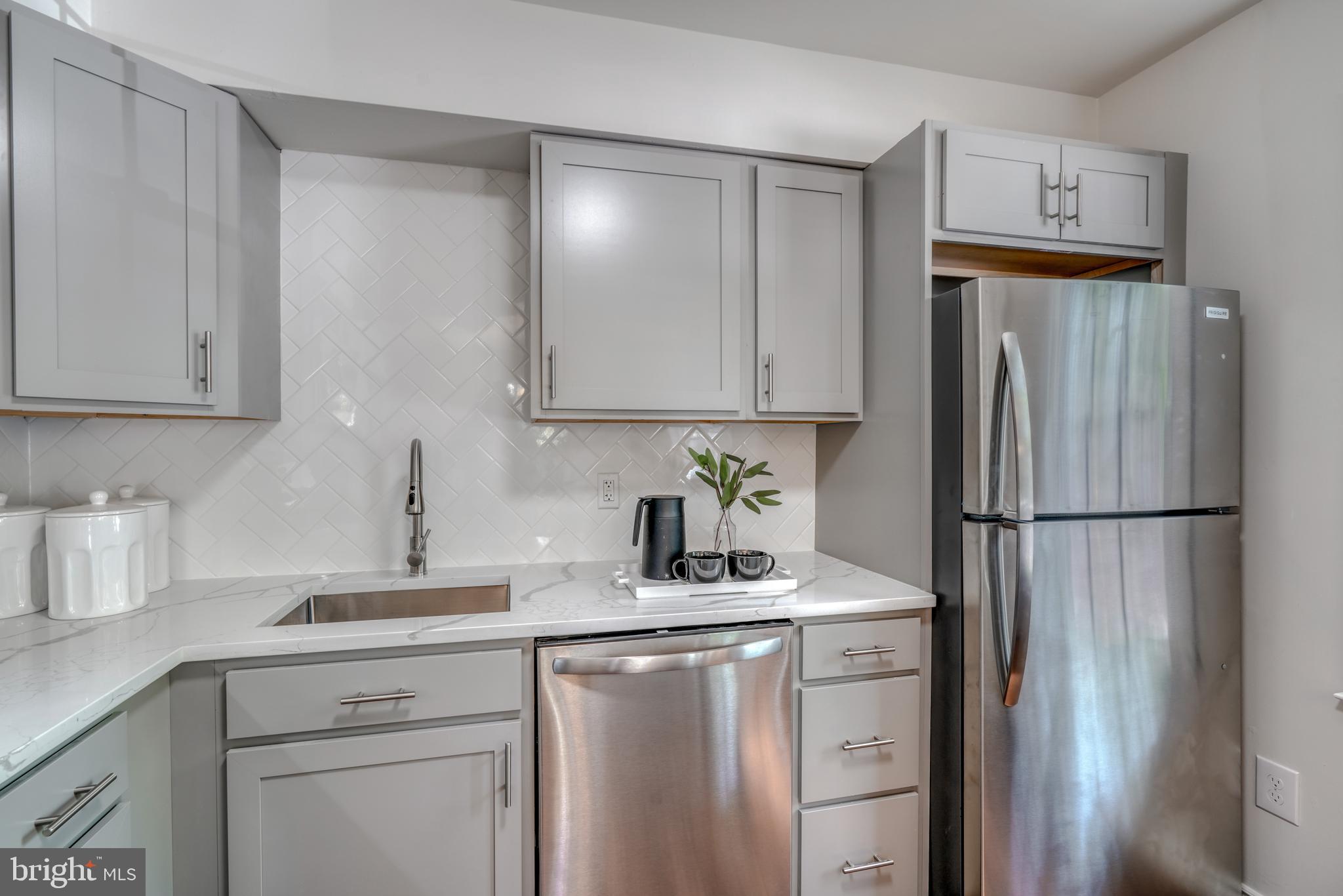 CROFTON SQUARE - Residential