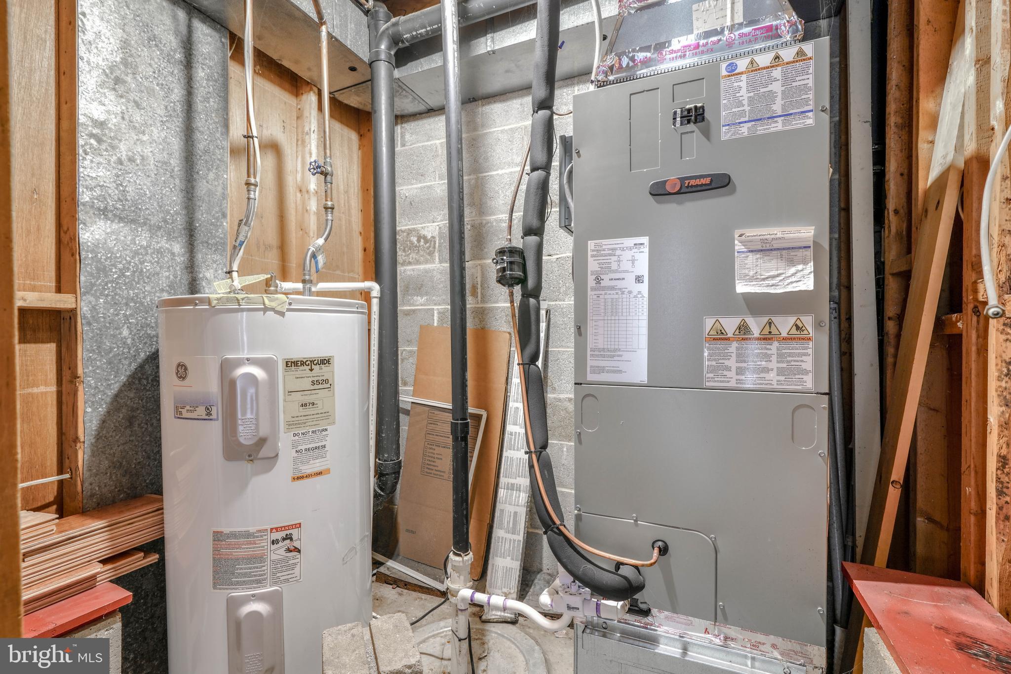 CROFTON SQUARE - Residential