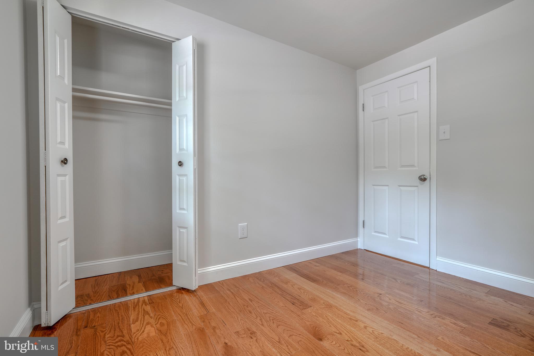 CROFTON SQUARE - Residential