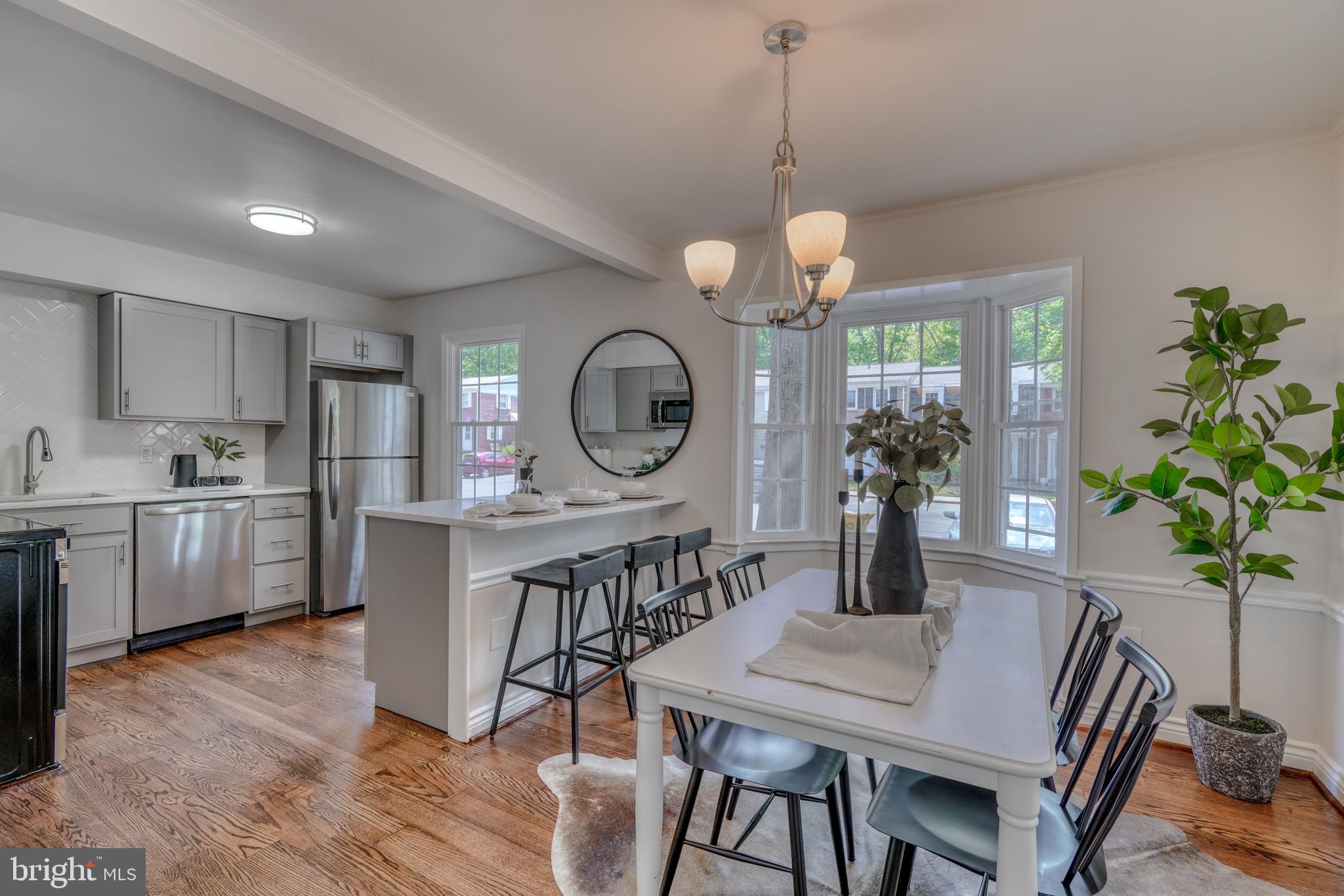 CROFTON SQUARE - Residential