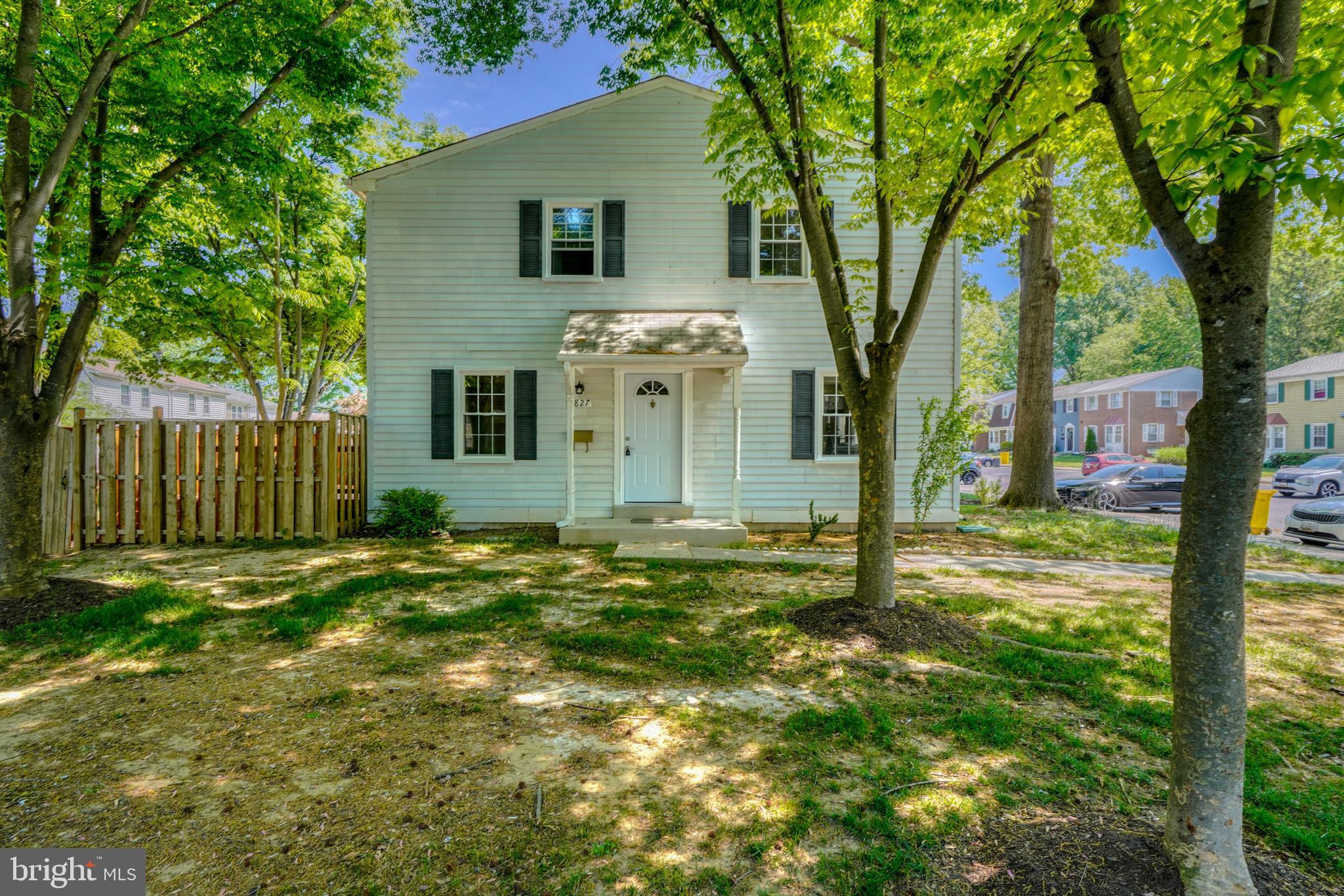 CROFTON SQUARE - Residential