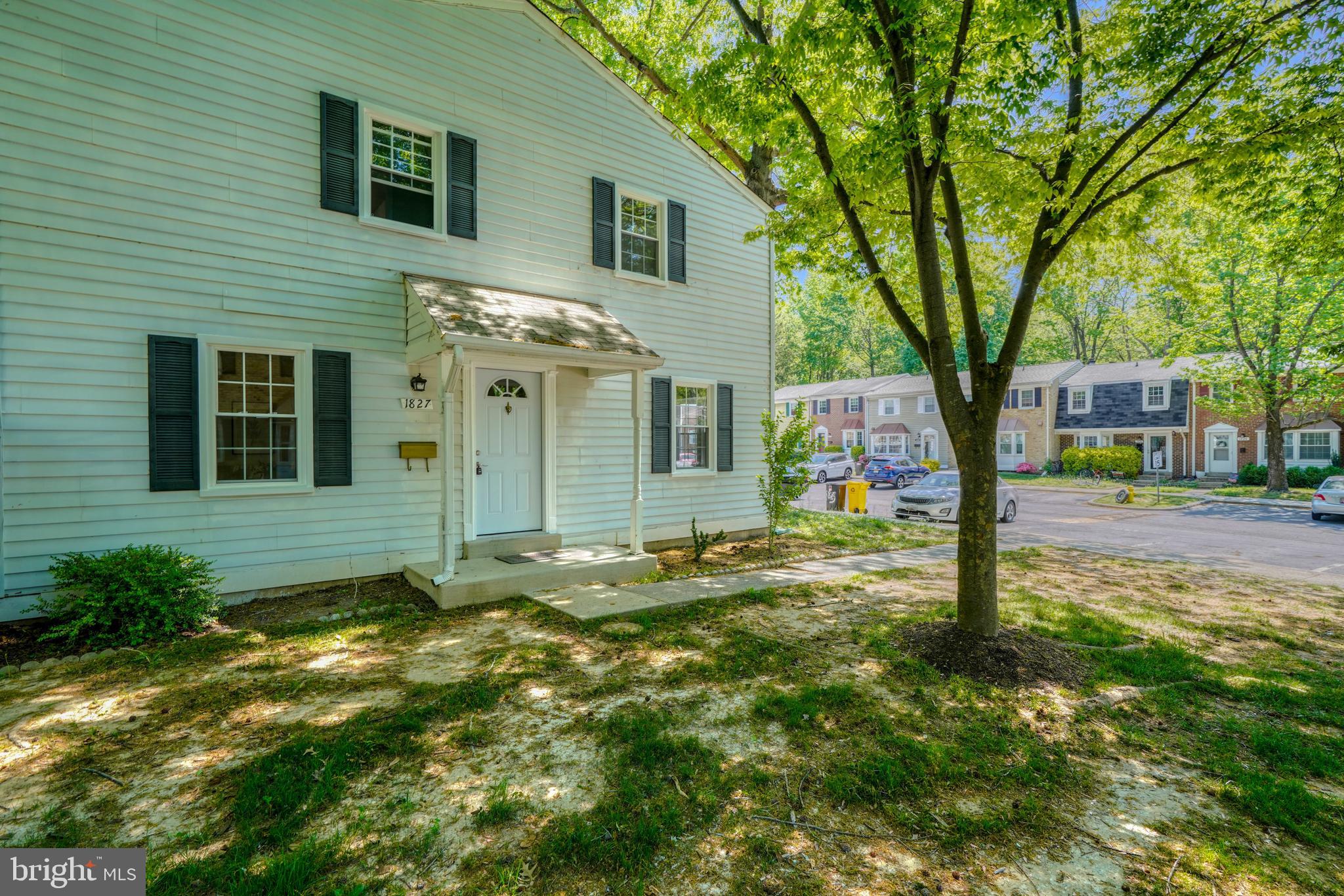 CROFTON SQUARE - Residential