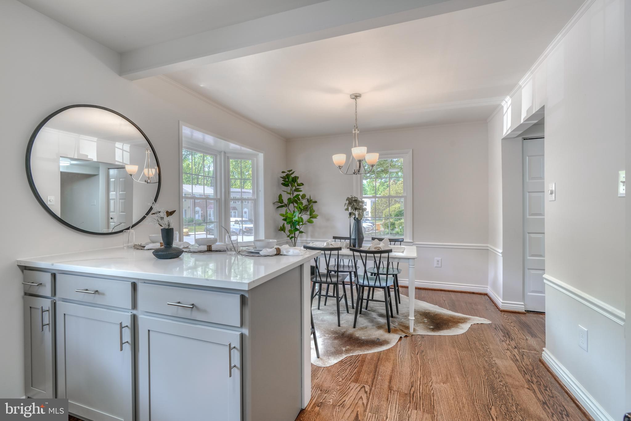 CROFTON SQUARE - Residential