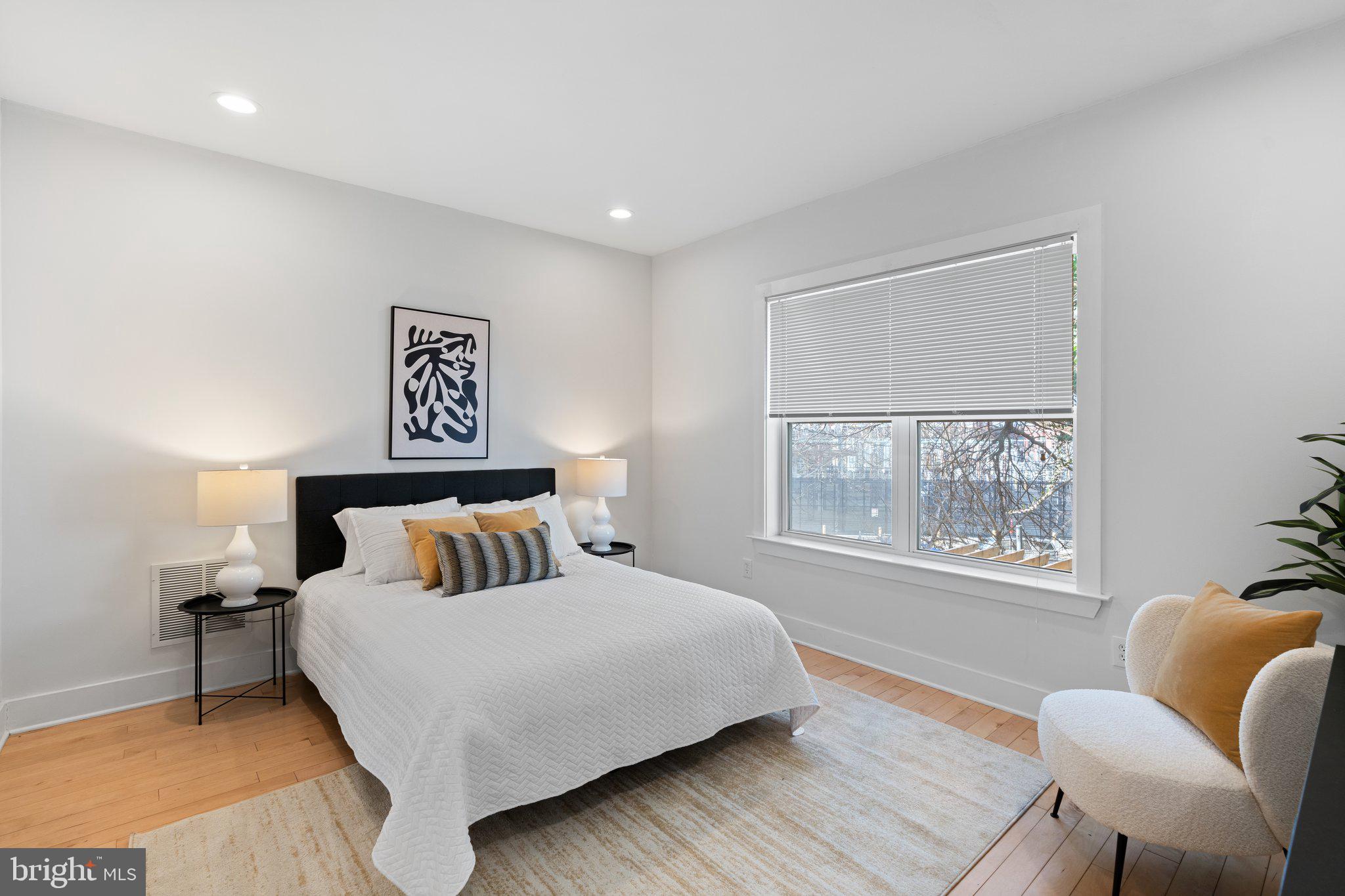 GRADUATE HOSPITAL - Residential