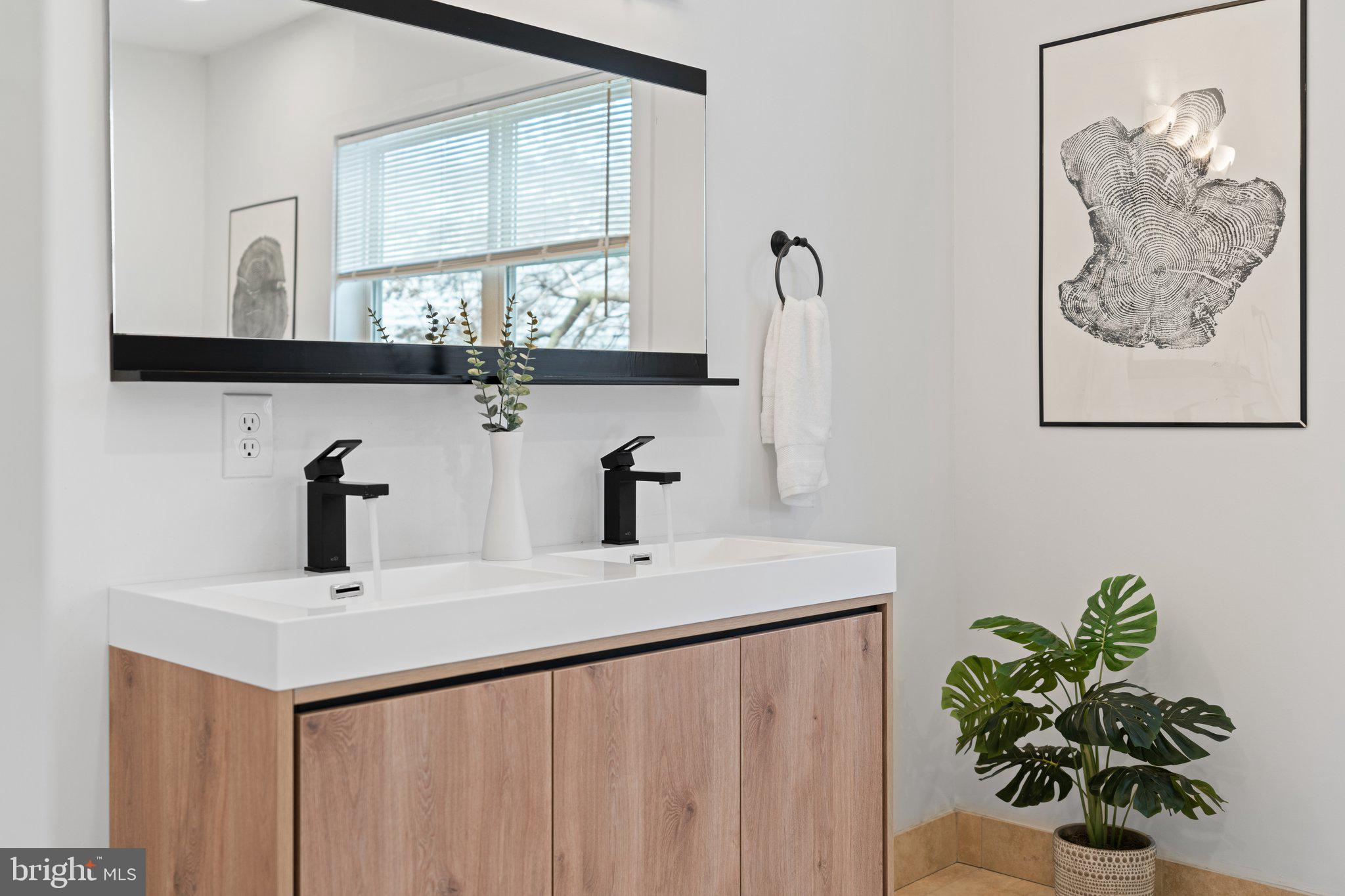 GRADUATE HOSPITAL - Residential