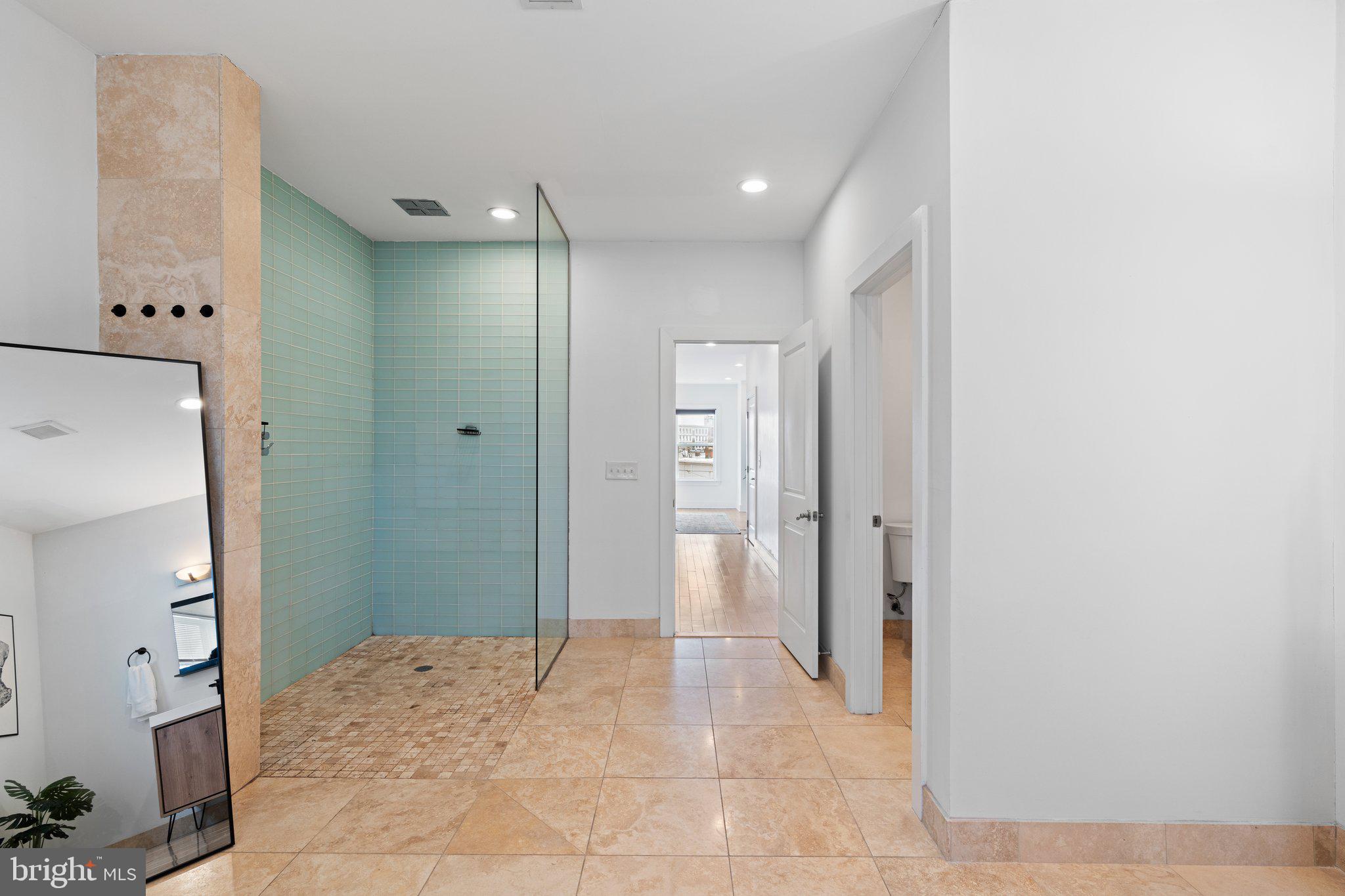 GRADUATE HOSPITAL - Residential