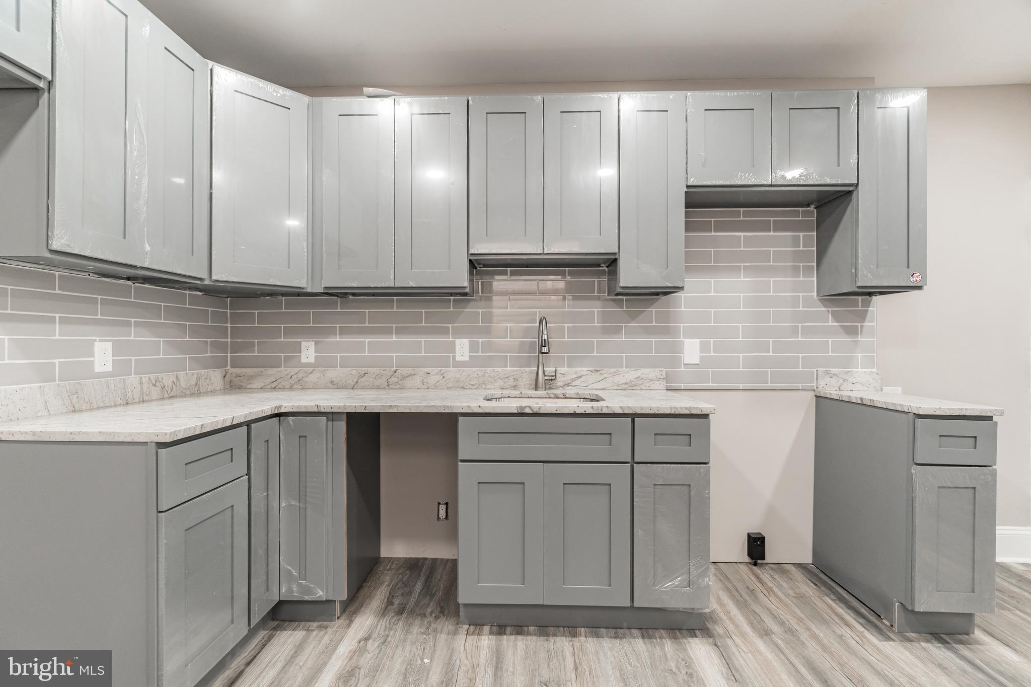 NEW CASTLE - Residential