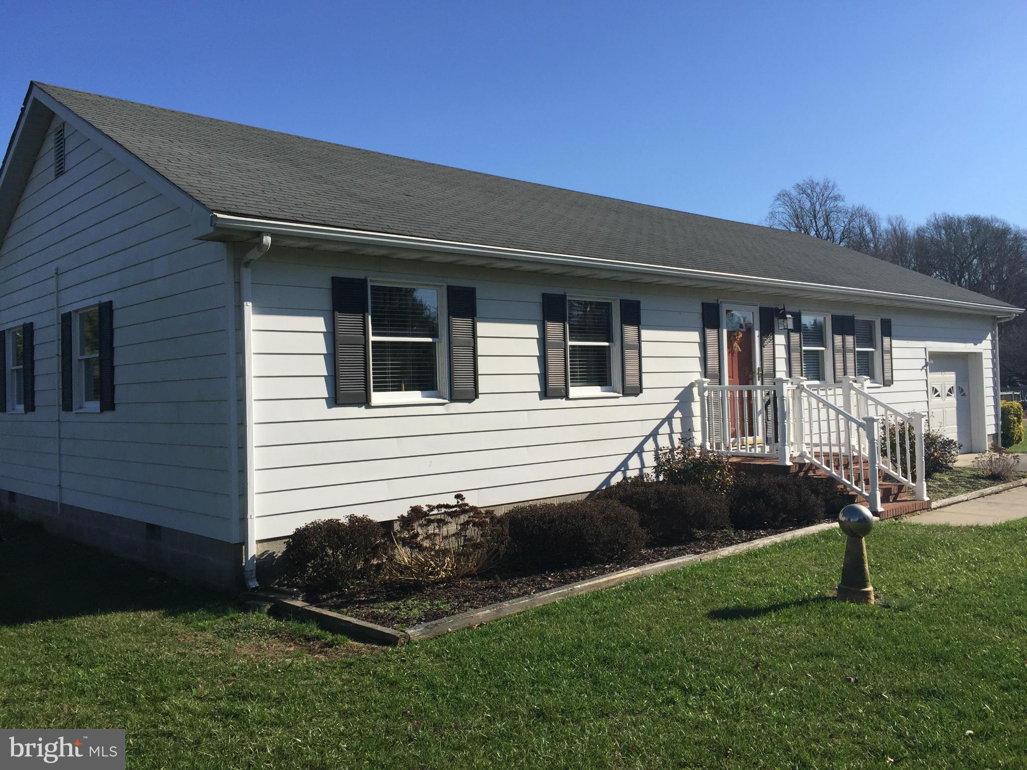 TUCKAHOE SPRINGS - Residential