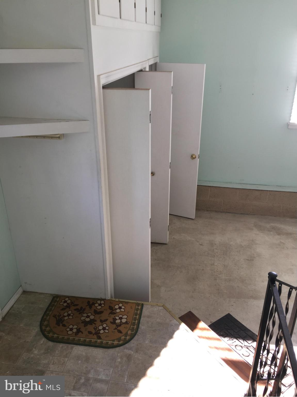 TUCKAHOE SPRINGS - Residential