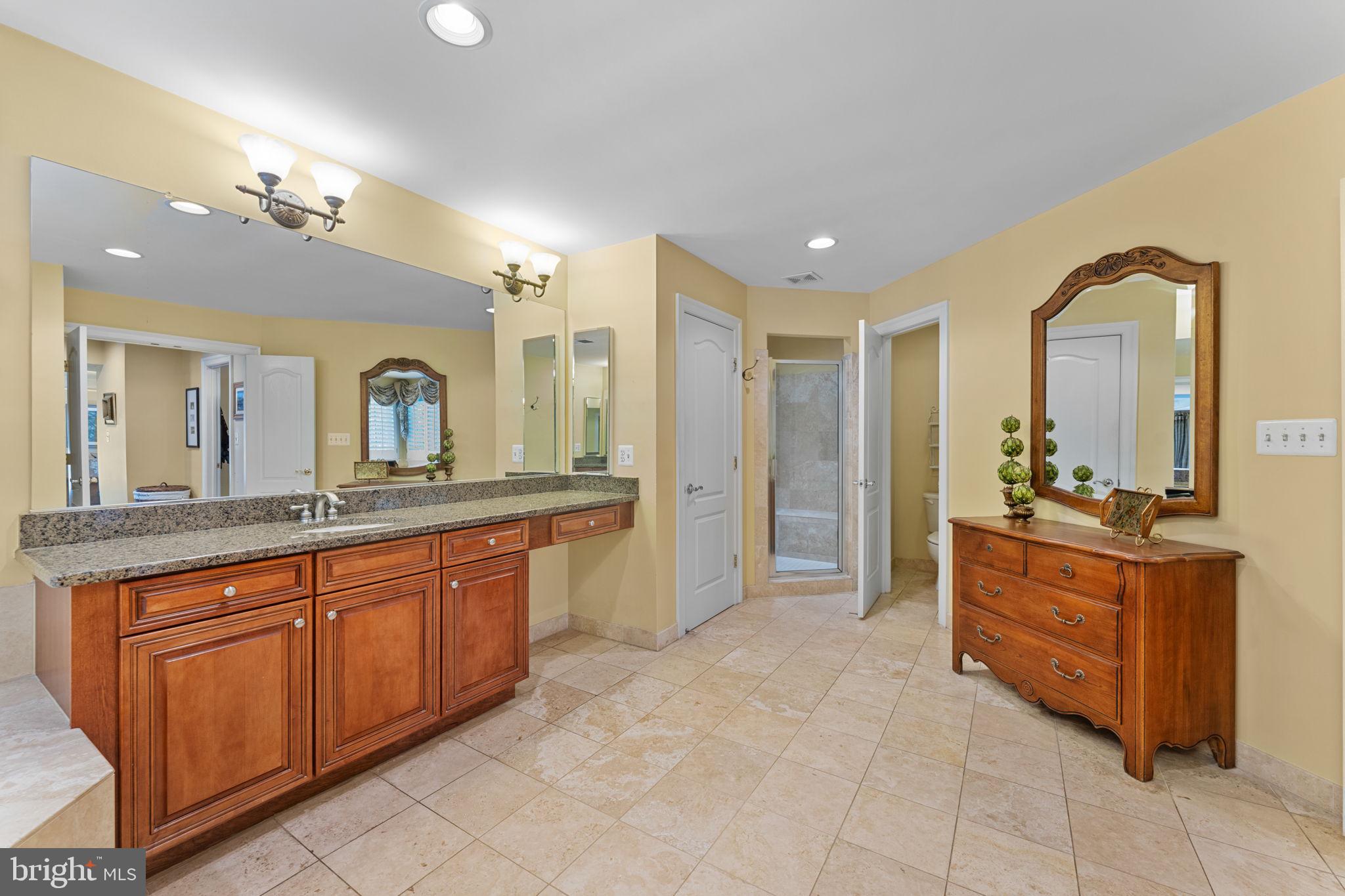 BROADLANDS SOUTH - Residential