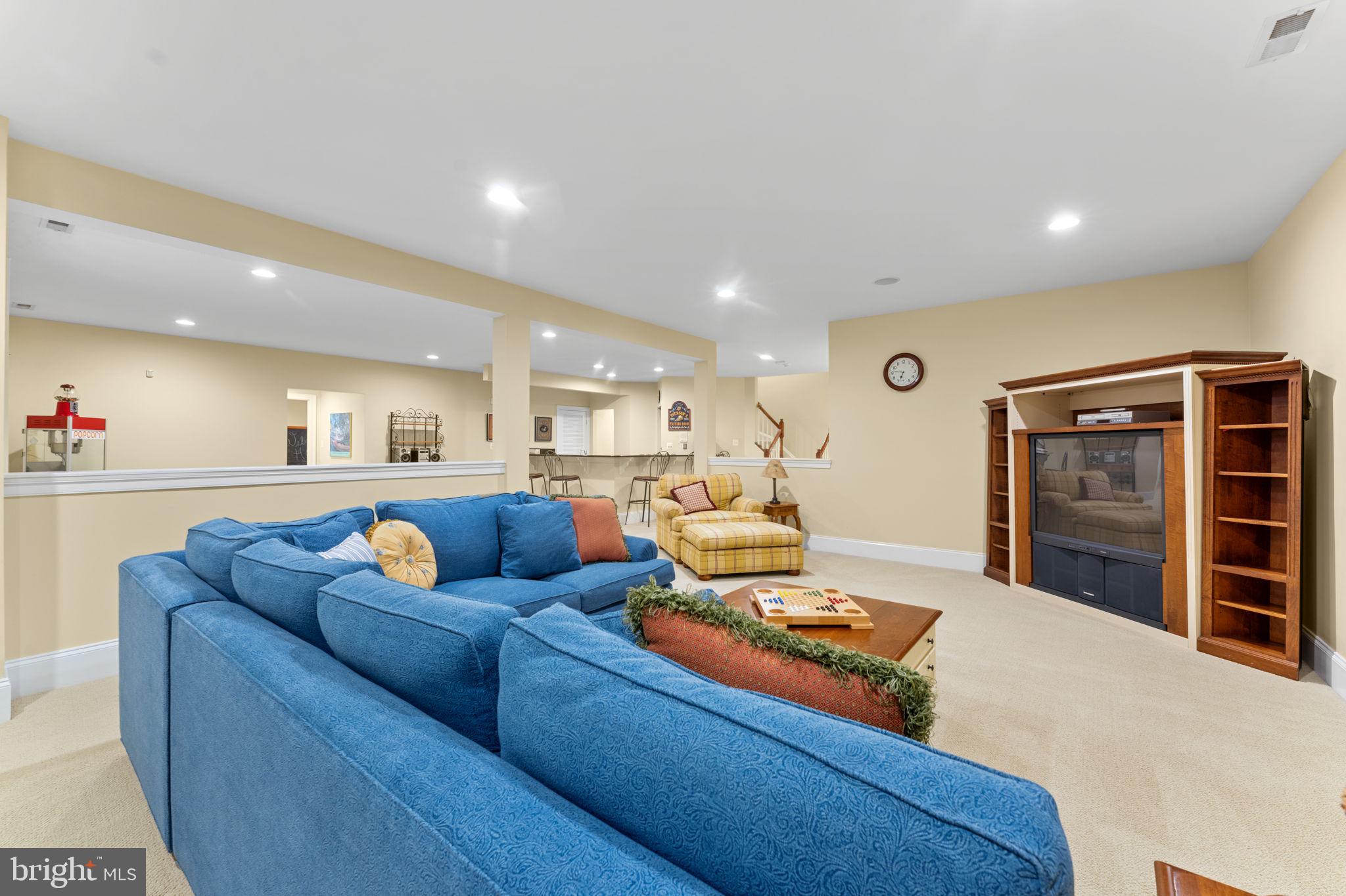 BROADLANDS SOUTH - Residential