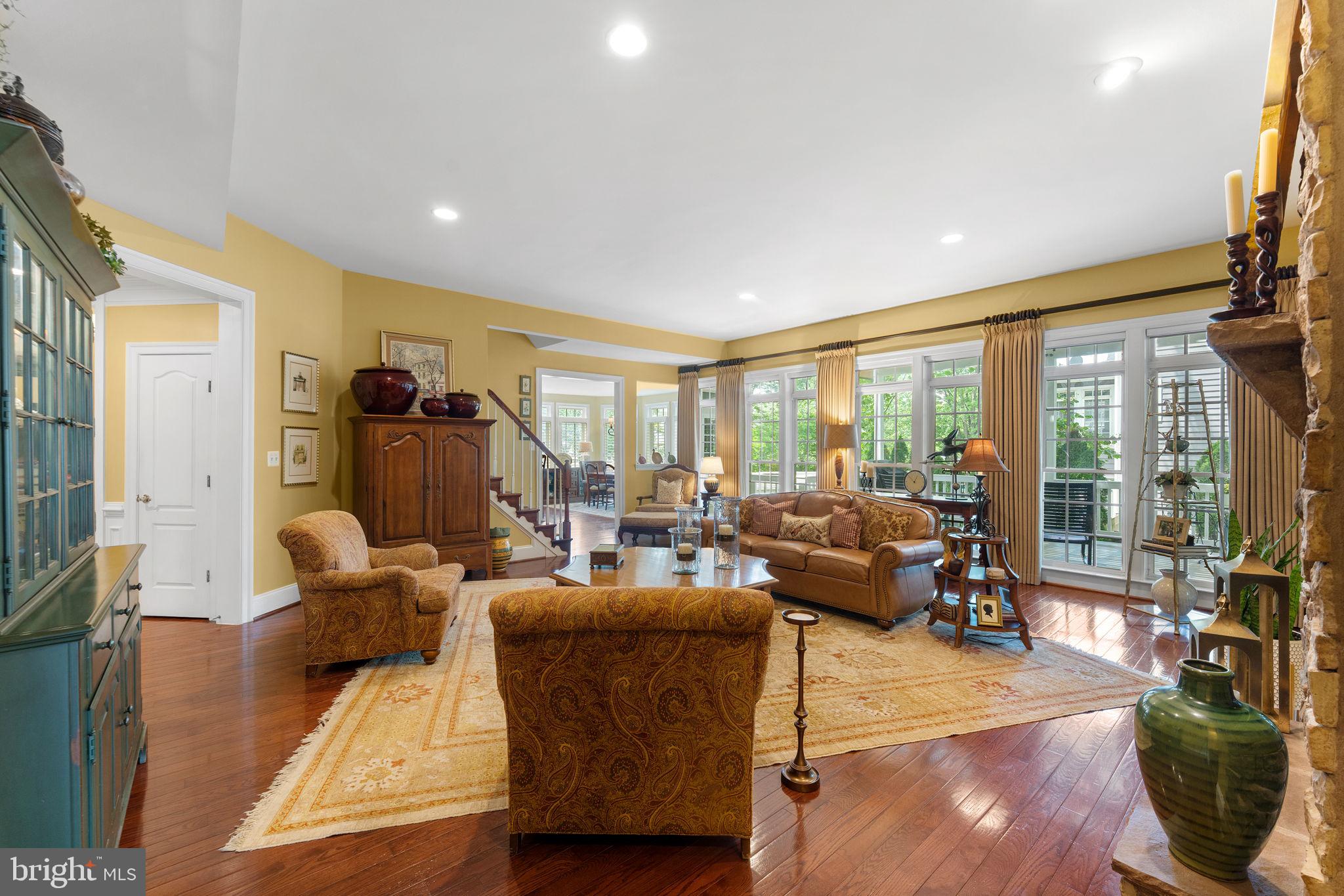 BROADLANDS SOUTH - Residential