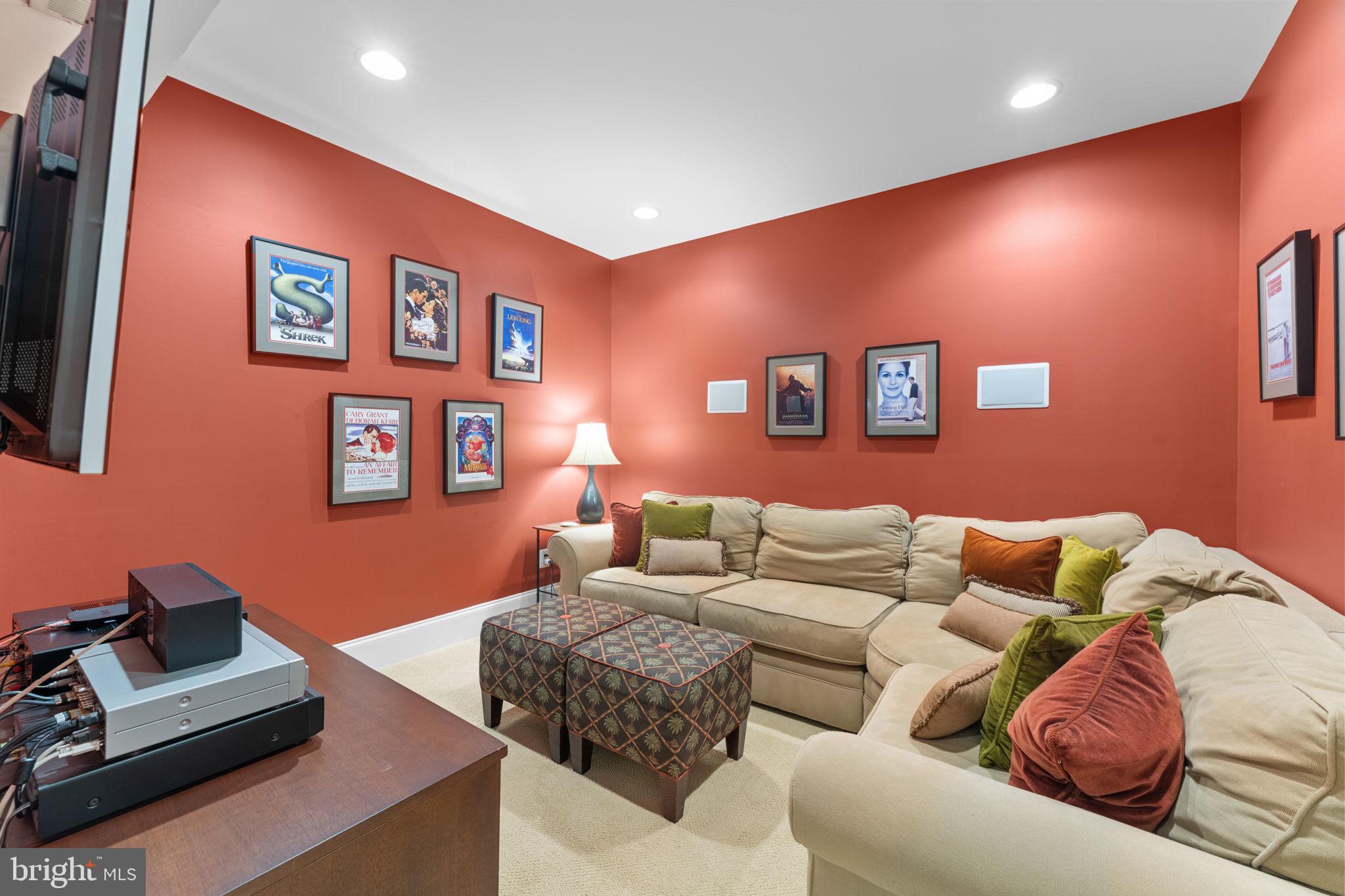 BROADLANDS SOUTH - Residential